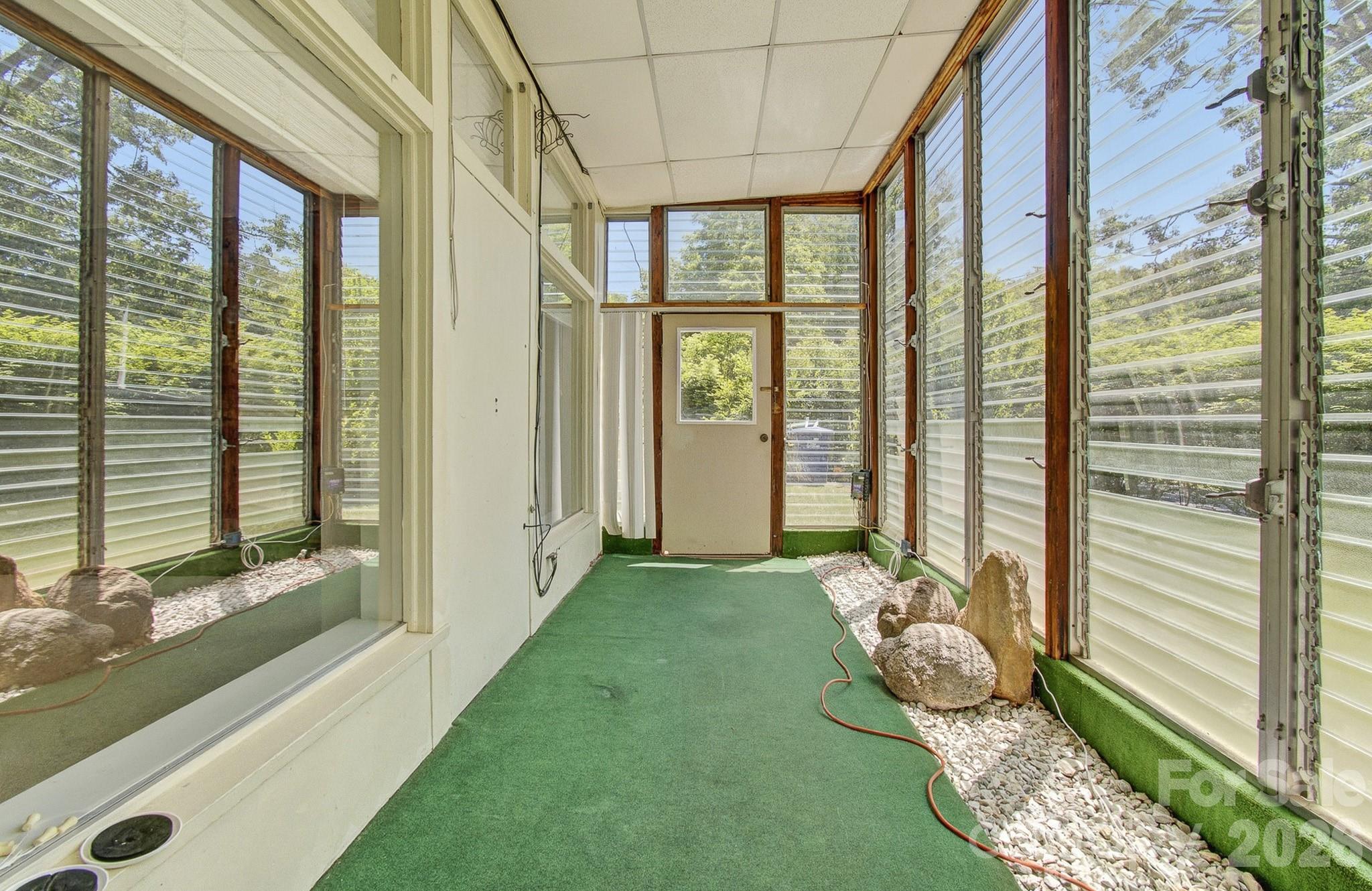 20 Reed Road — Asheville