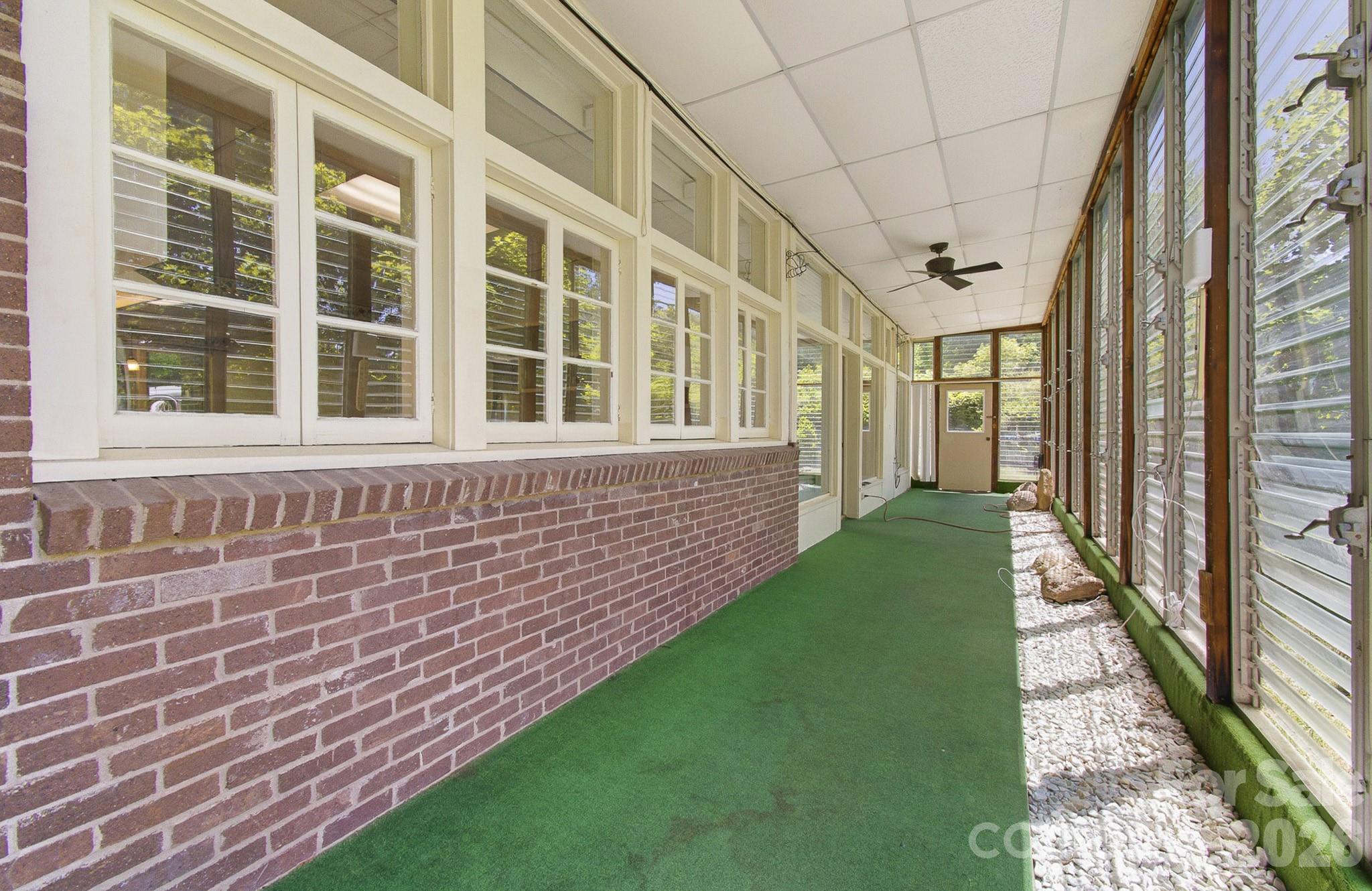 20 Reed Road — Asheville