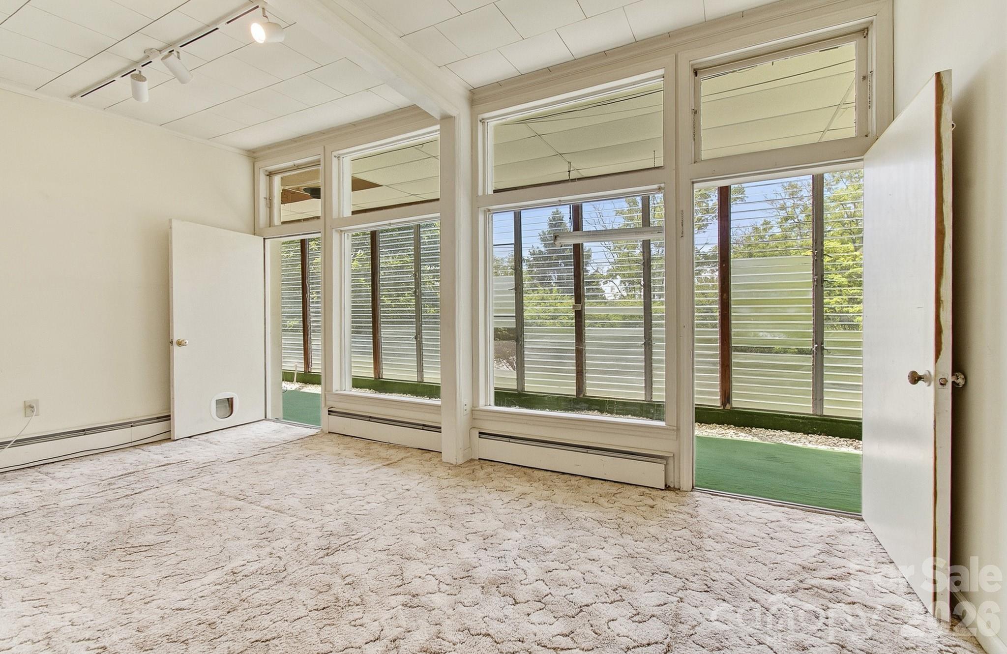 20 Reed Road — Asheville