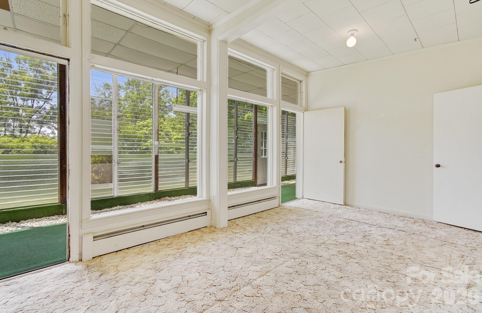 20 Reed Road — Asheville