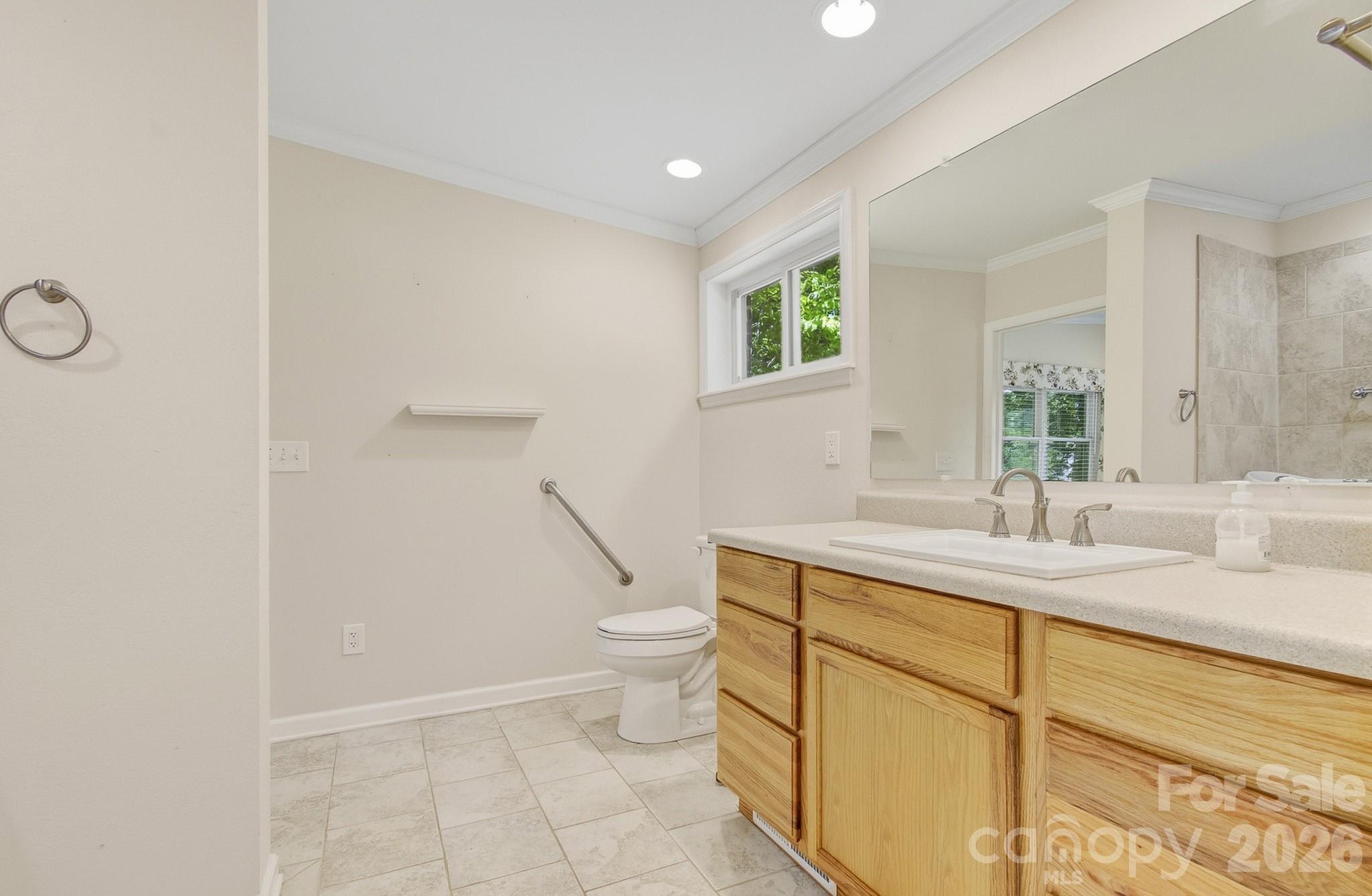 20 Reed Road — Asheville