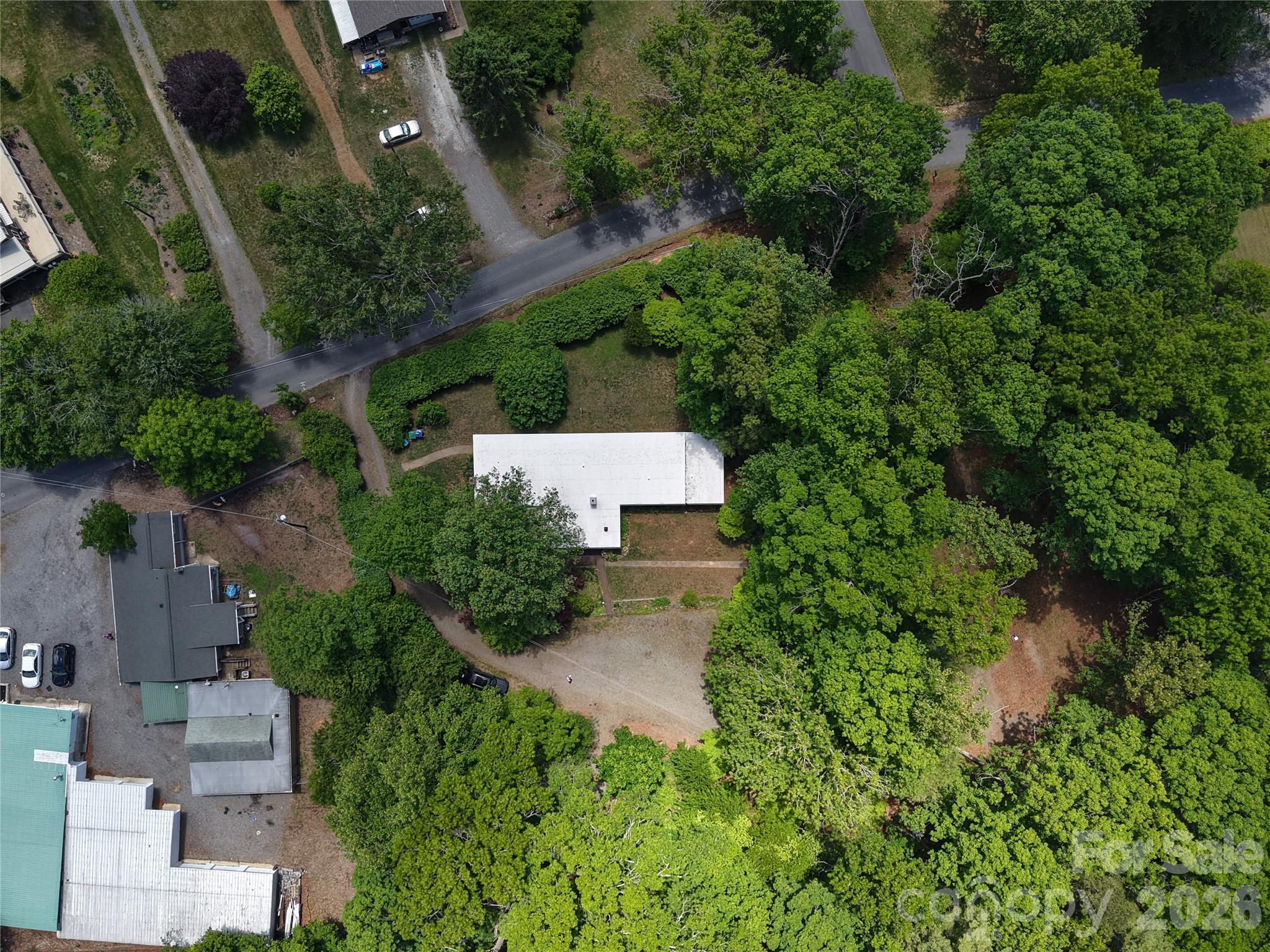 20 Reed Road — Asheville