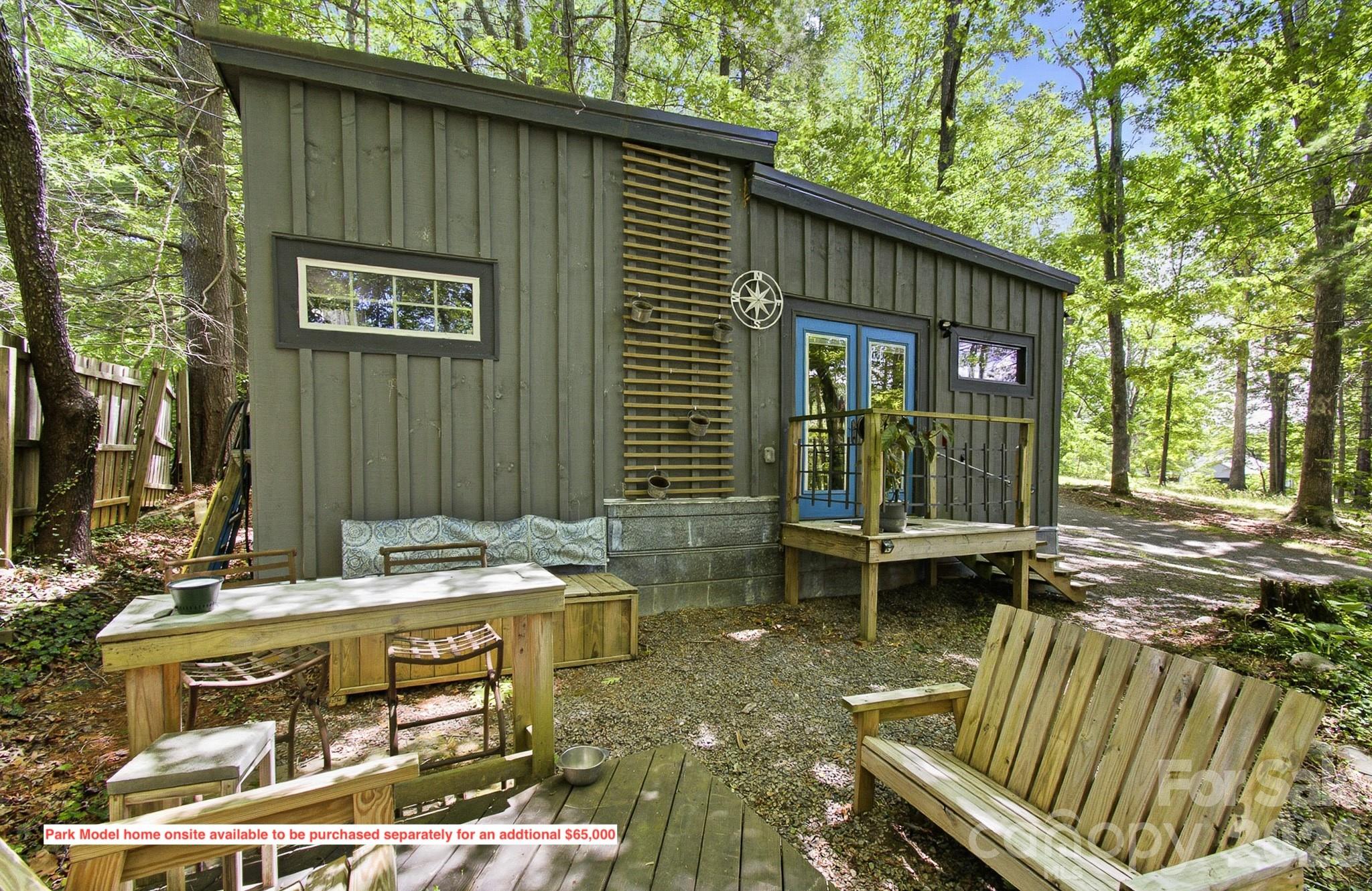20 Reed Road — Asheville