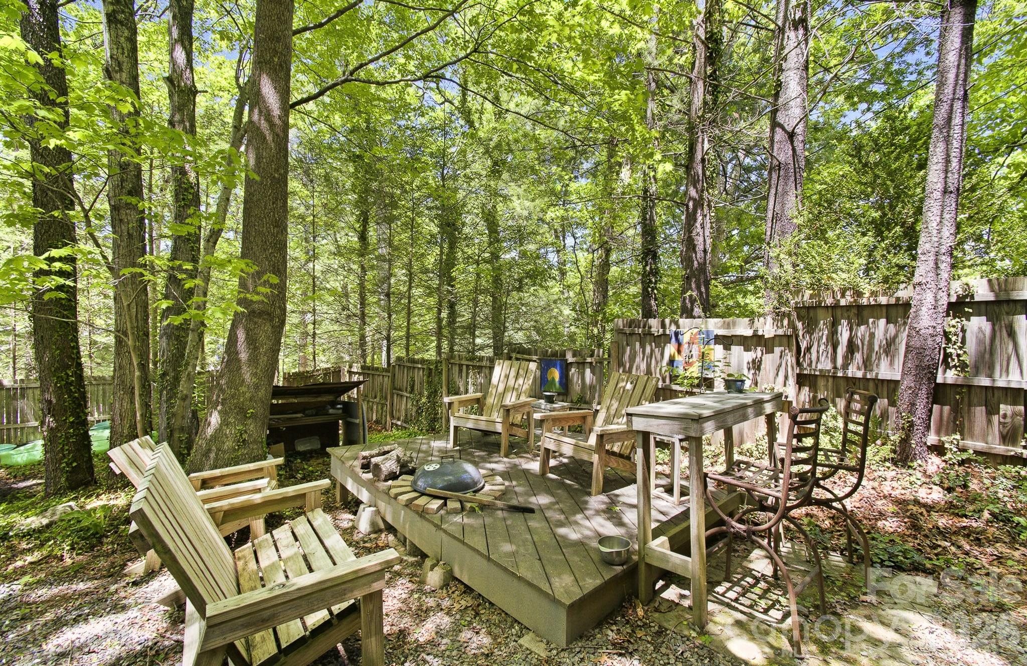 20 Reed Road — Asheville