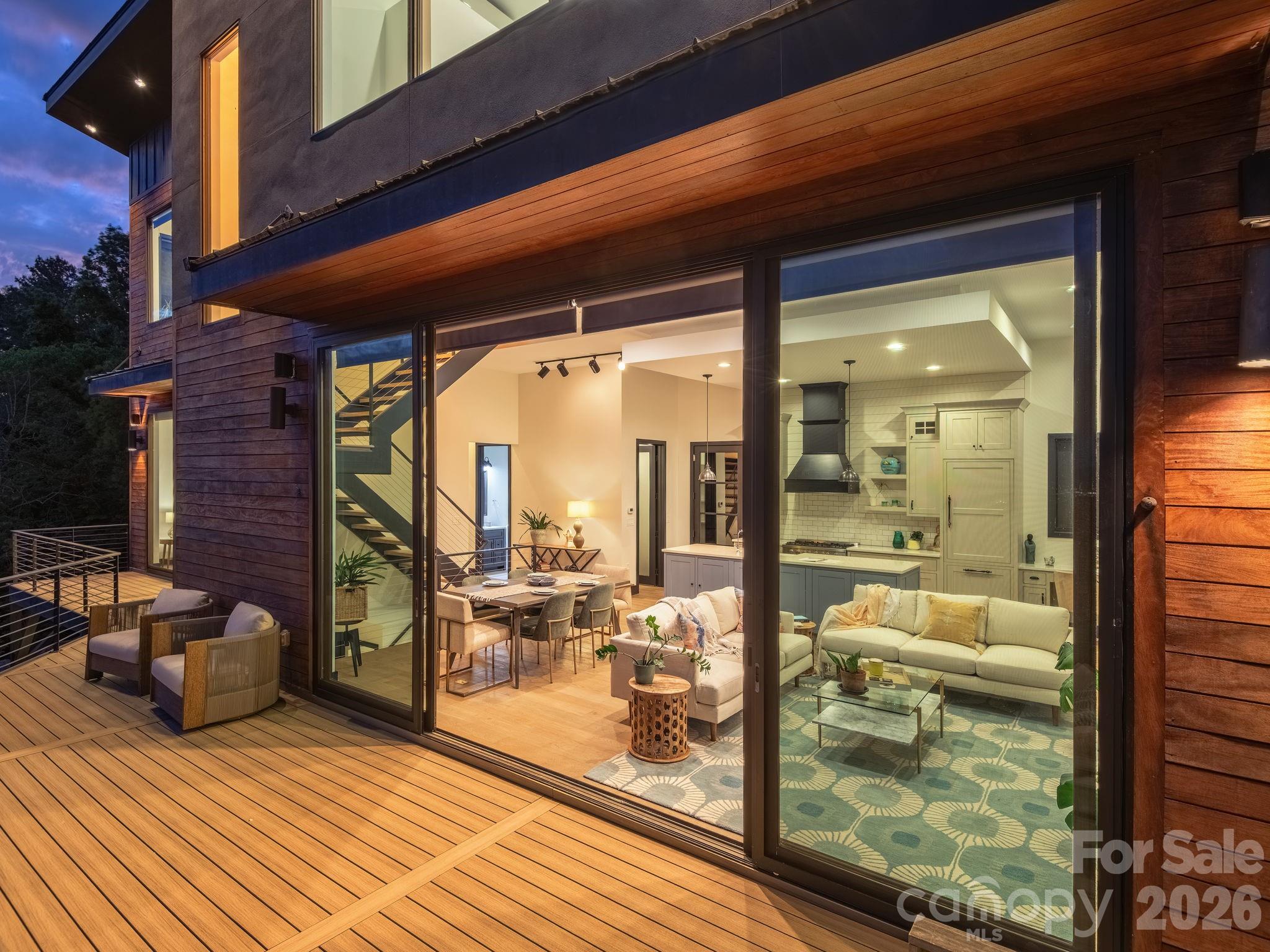 127 N Griffing Boulevard — Asheville