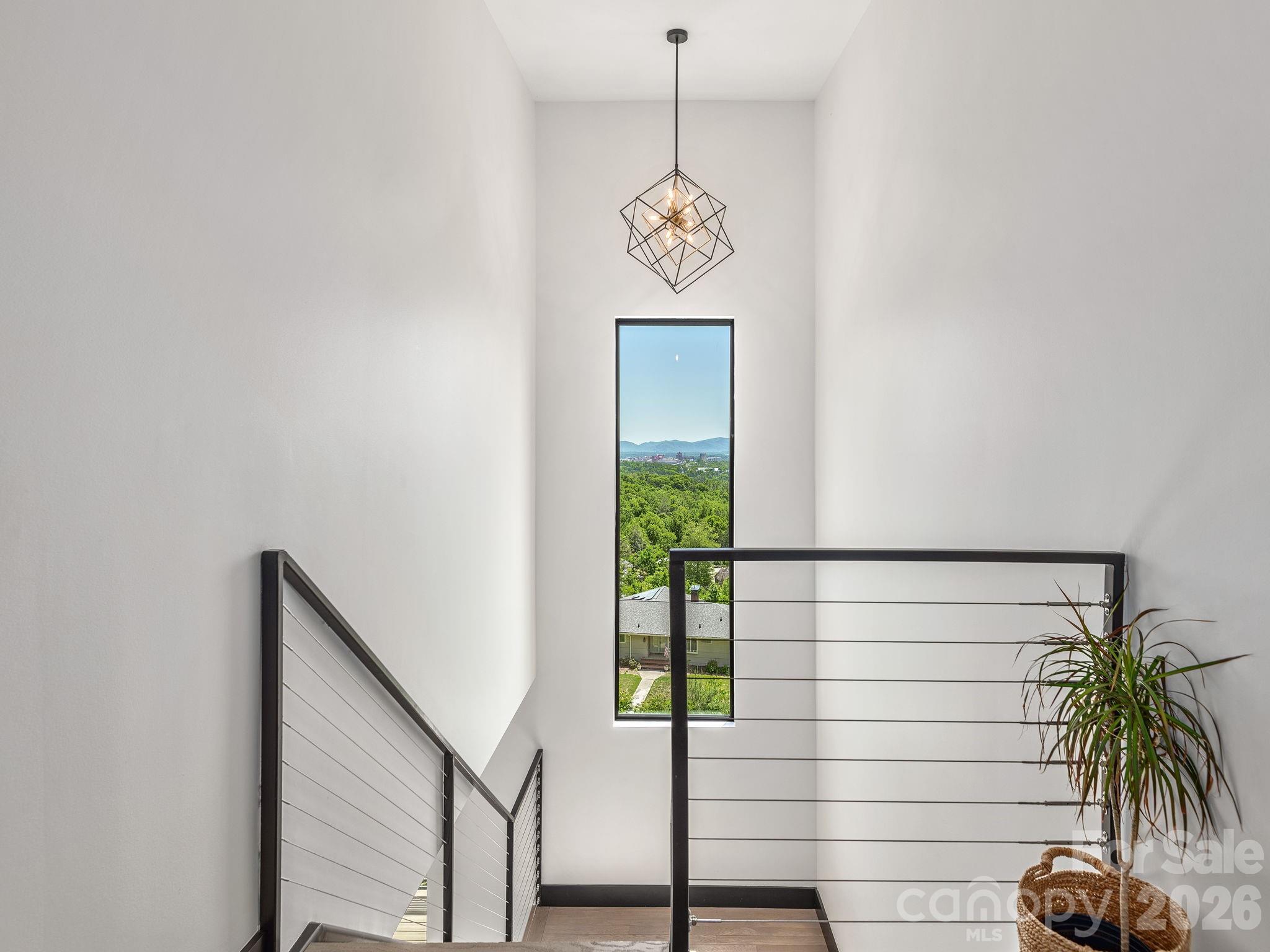 127 N Griffing Boulevard — Asheville