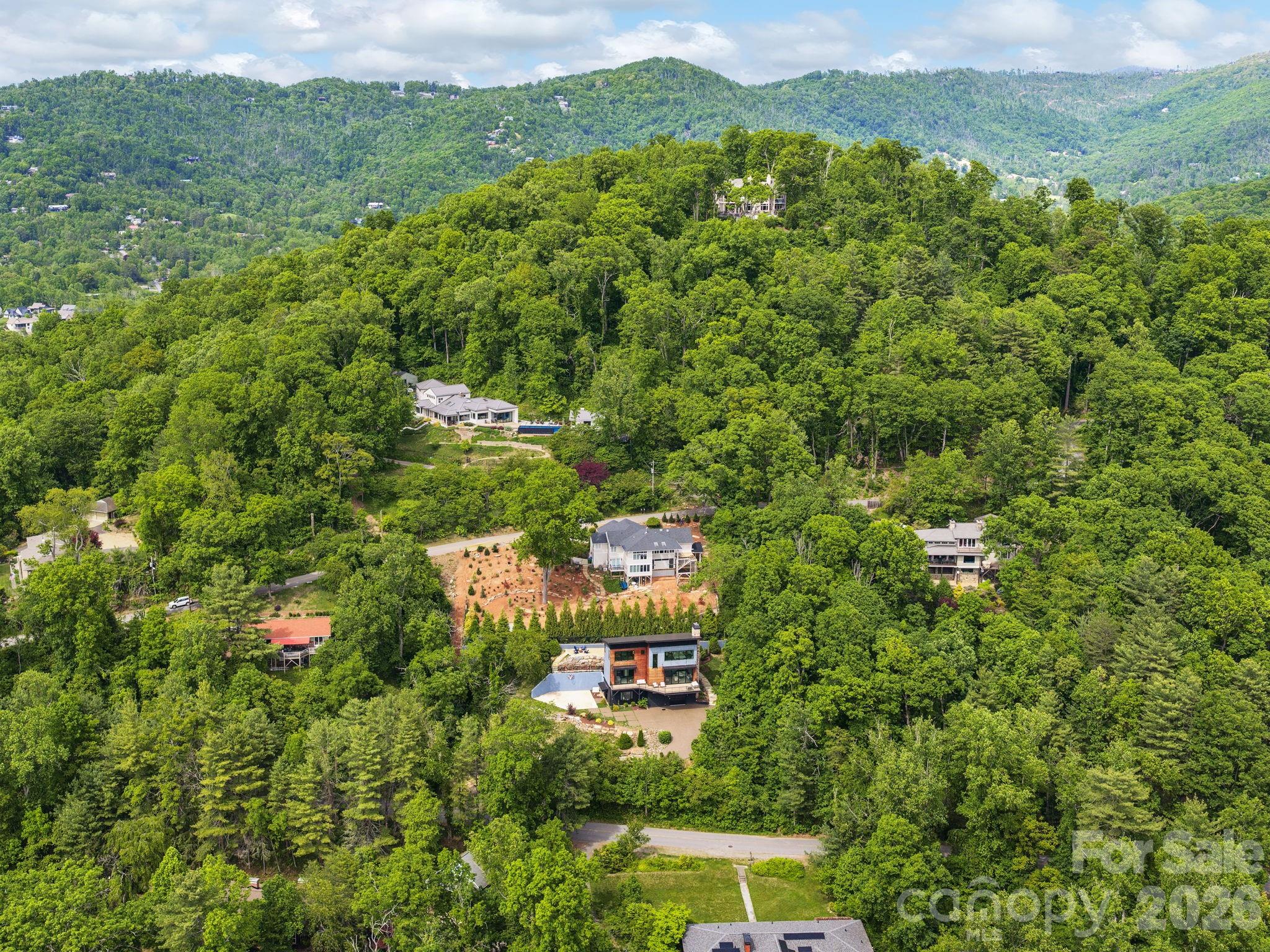 127 N Griffing Boulevard — Asheville