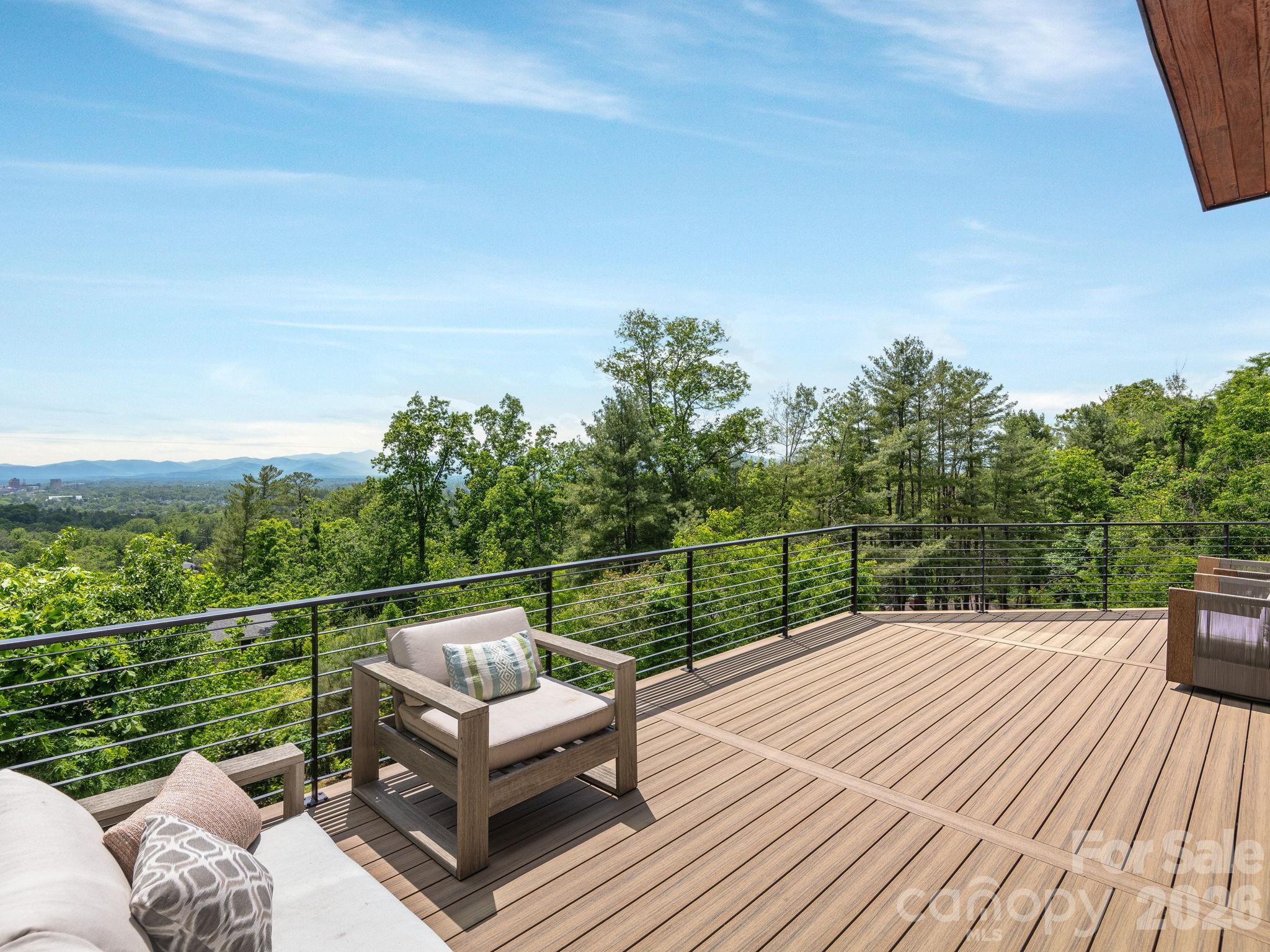 127 N Griffing Boulevard — Asheville
