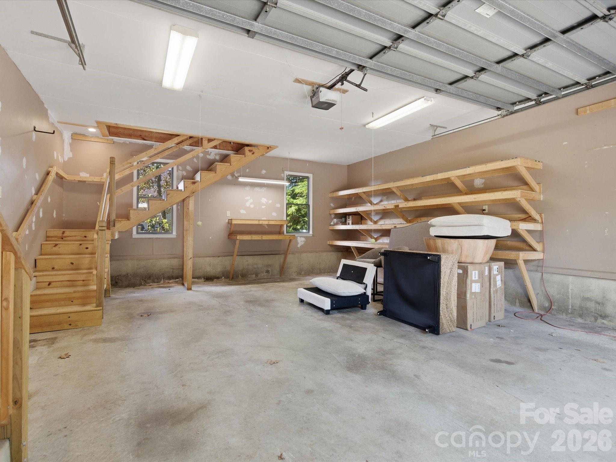911 Weymouth Drive — Gastonia