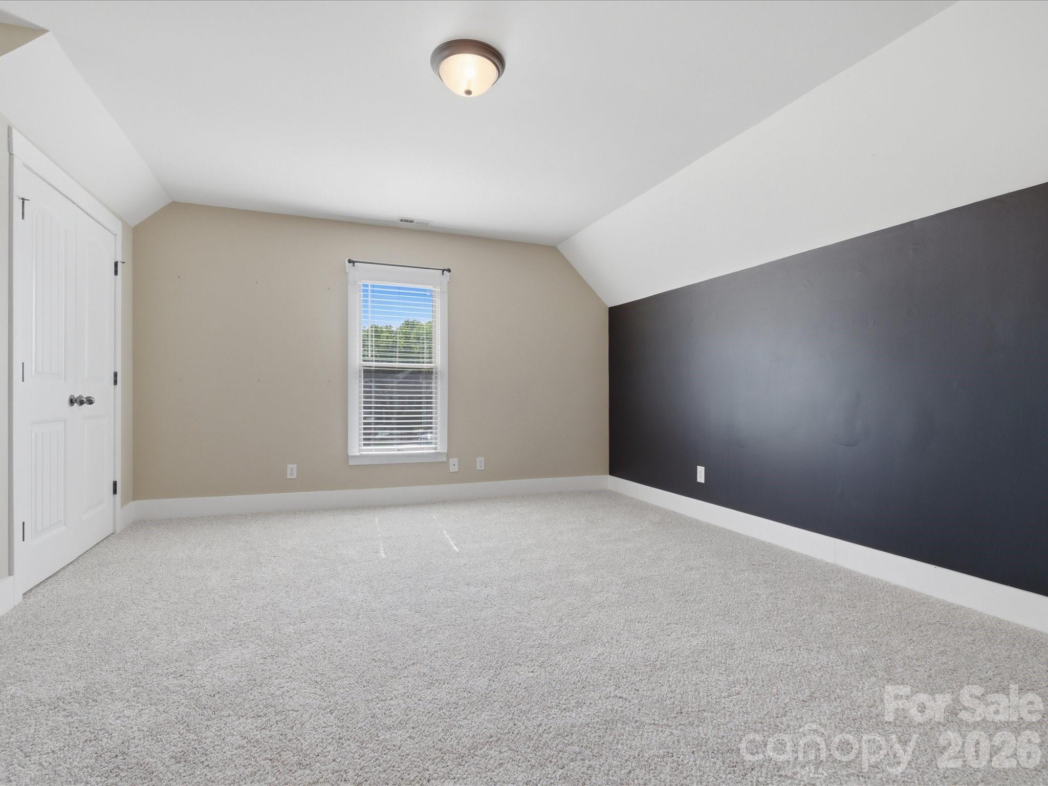 911 Weymouth Drive — Gastonia