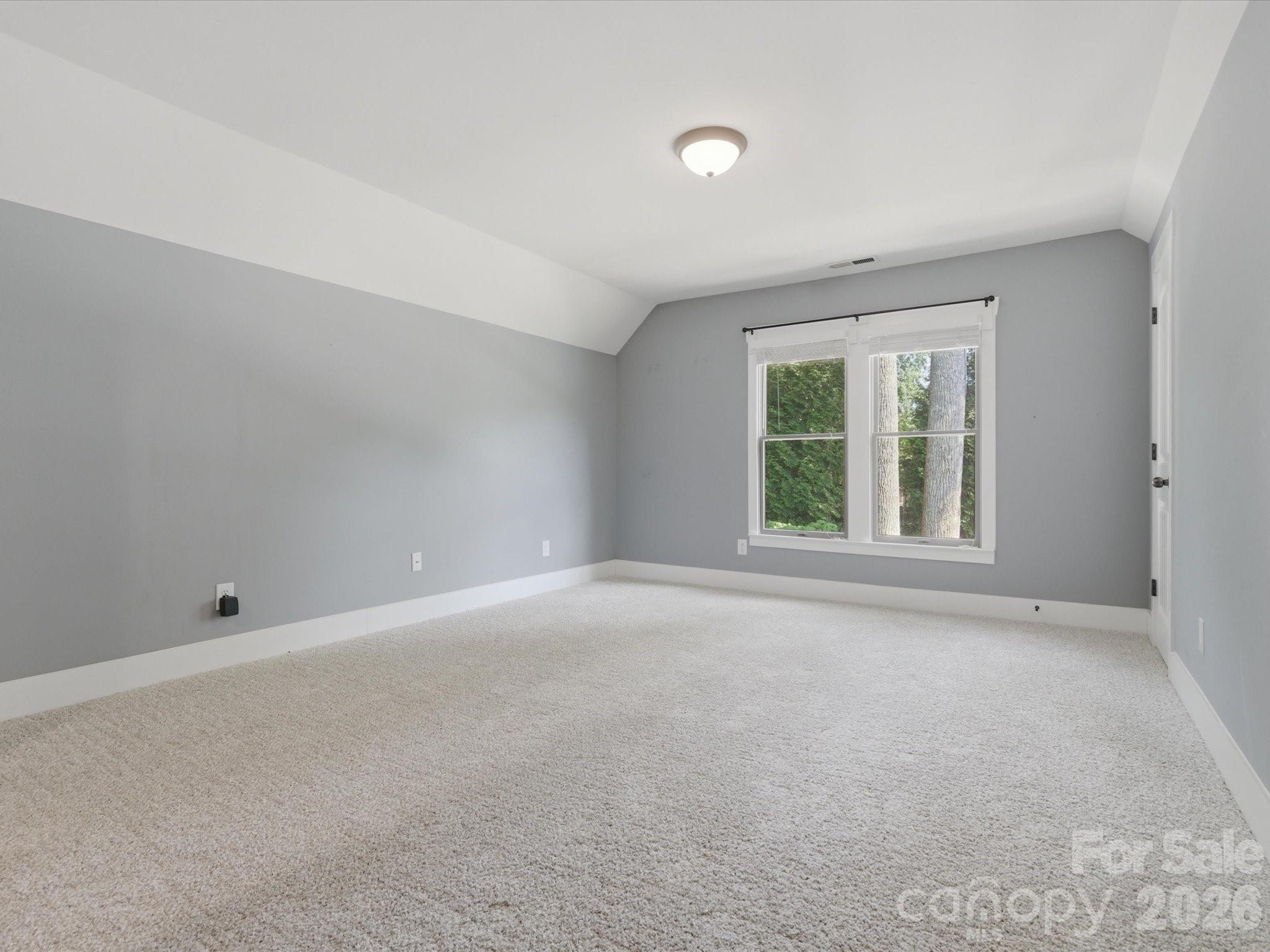 911 Weymouth Drive — Gastonia