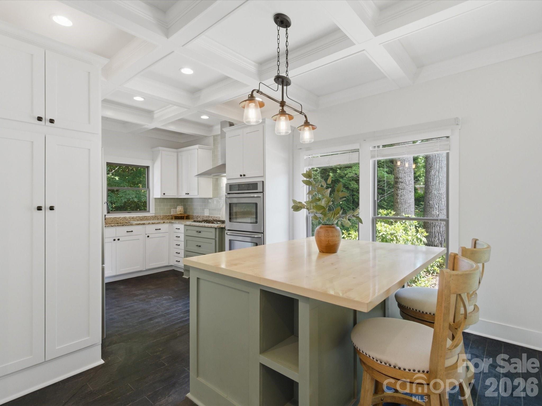 911 Weymouth Drive — Gastonia