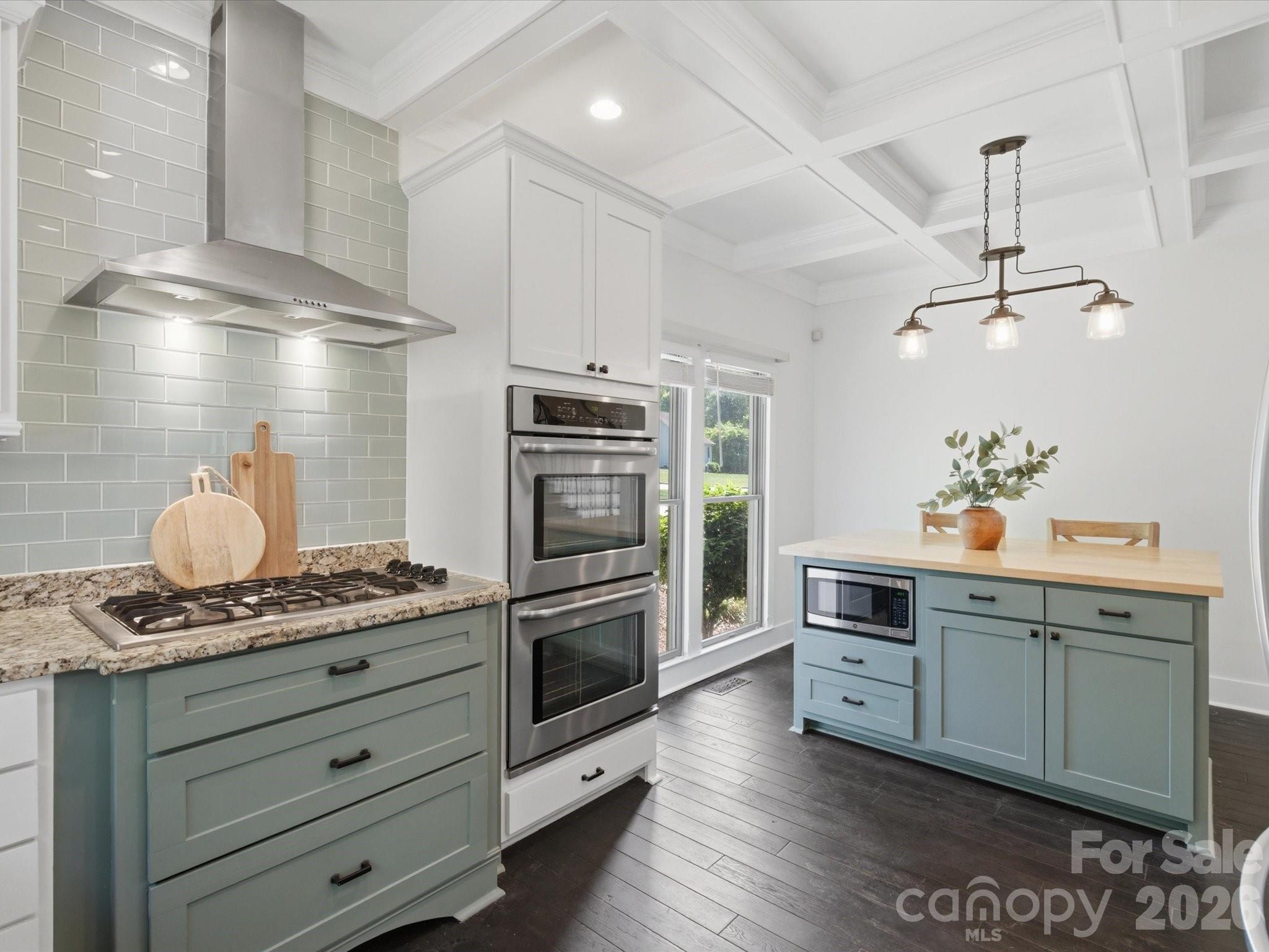 911 Weymouth Drive — Gastonia