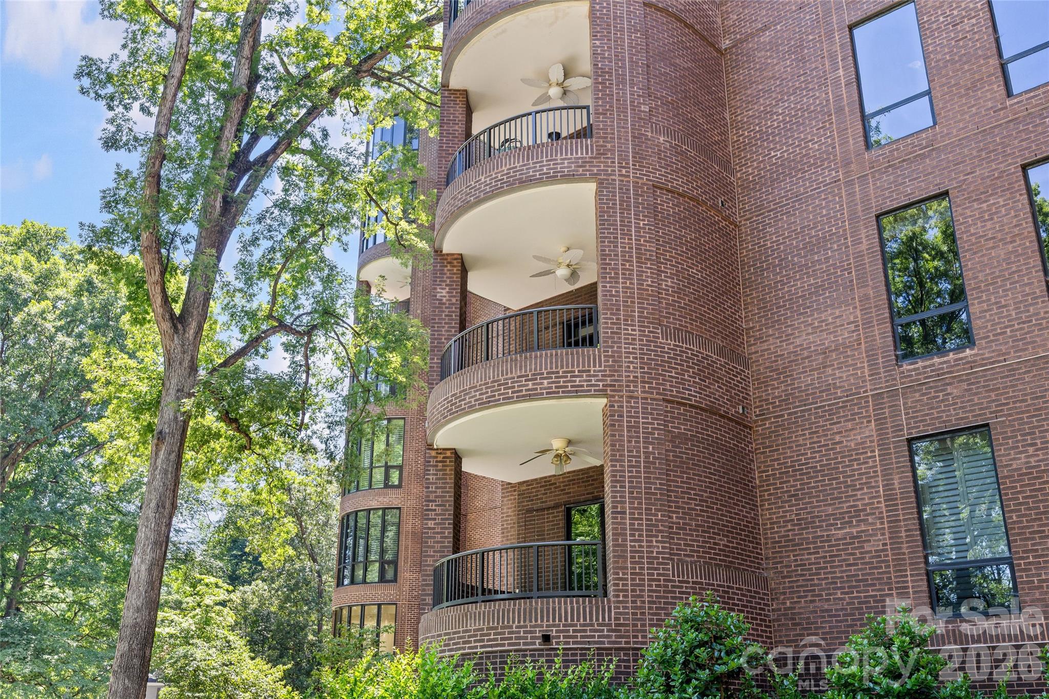 922 Cherokee Road — Charlotte