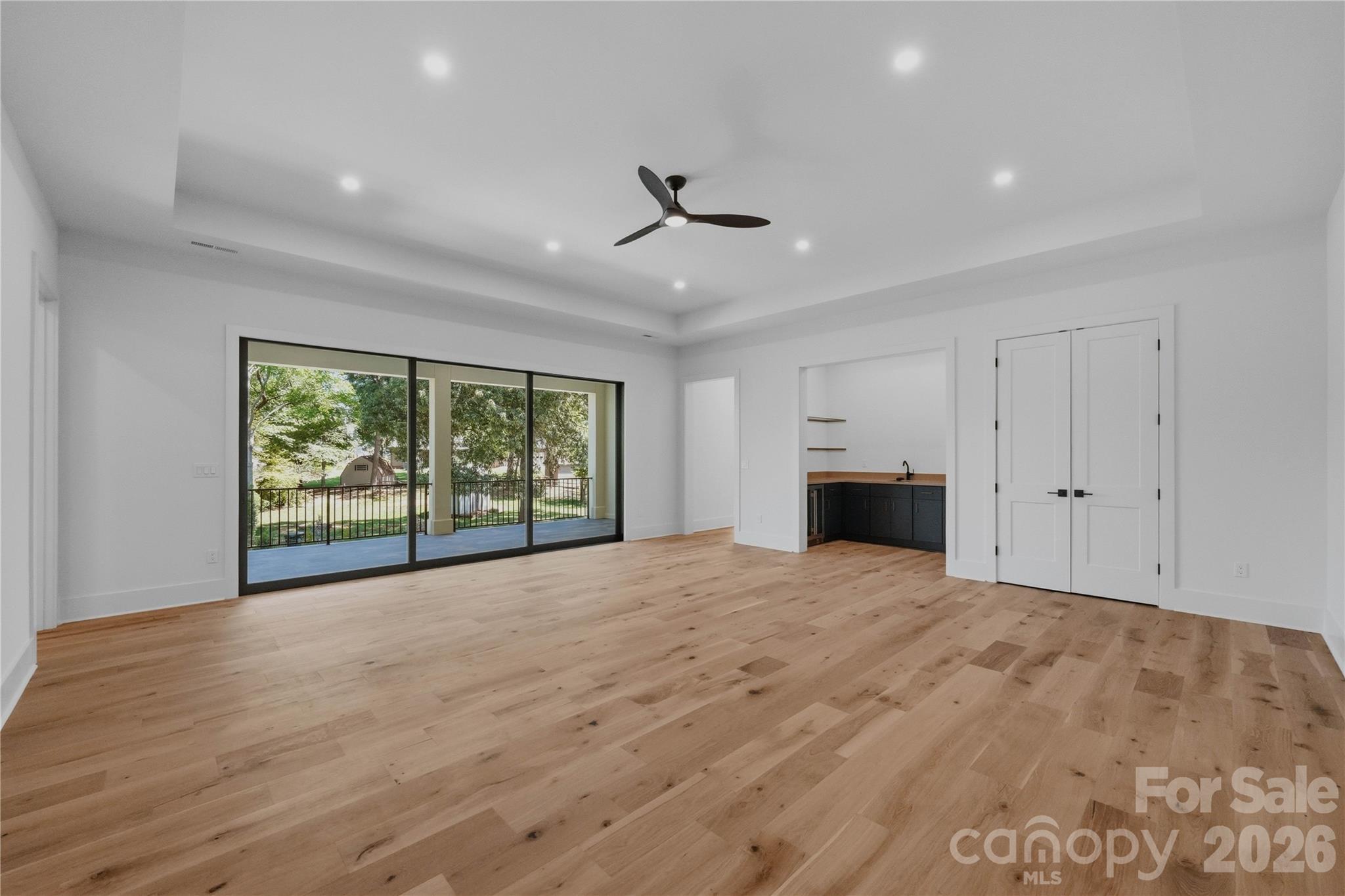 20200 Rainbow Circle — Cornelius