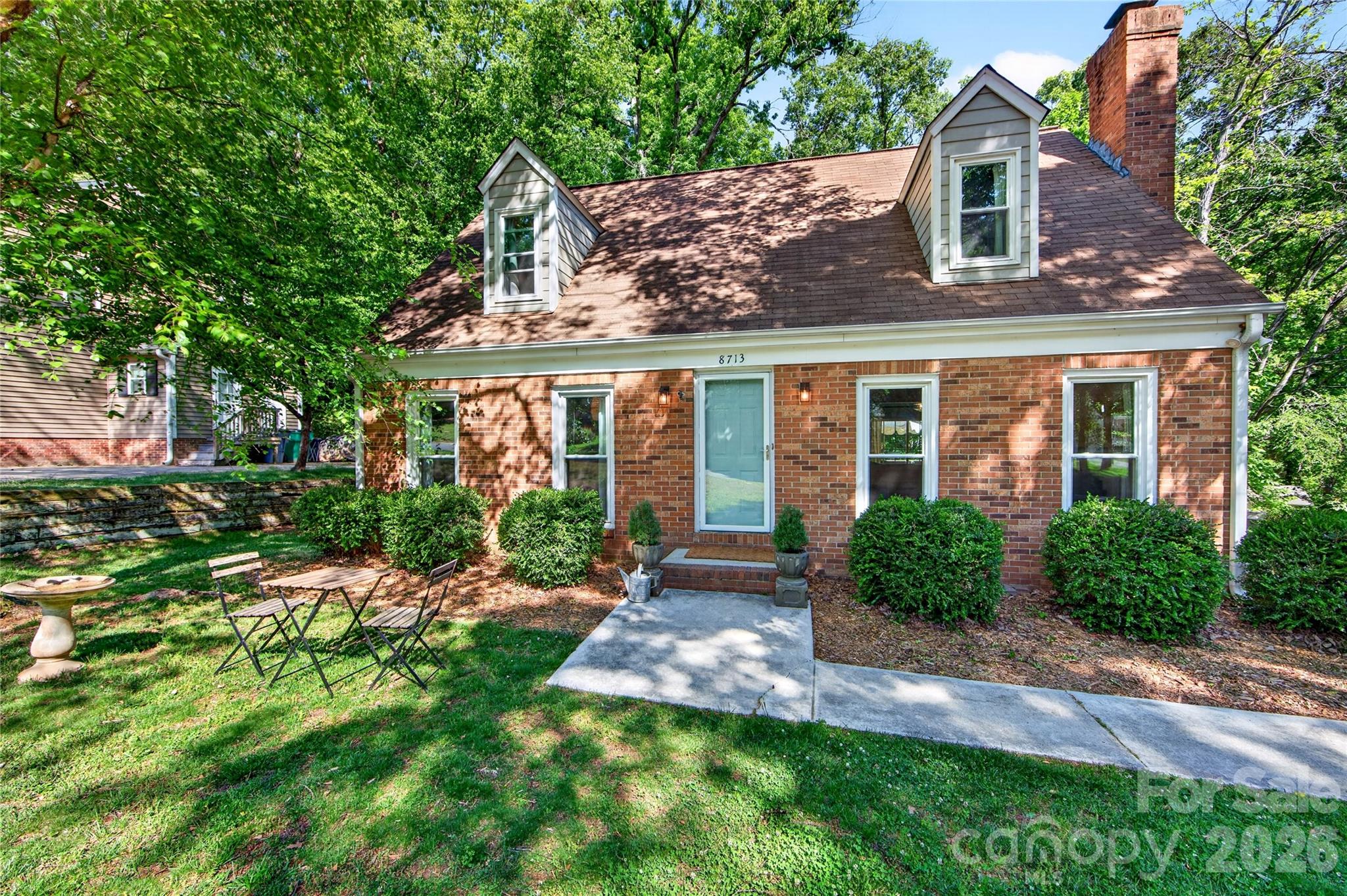 8713 Golf Ridge Drive — Charlotte
