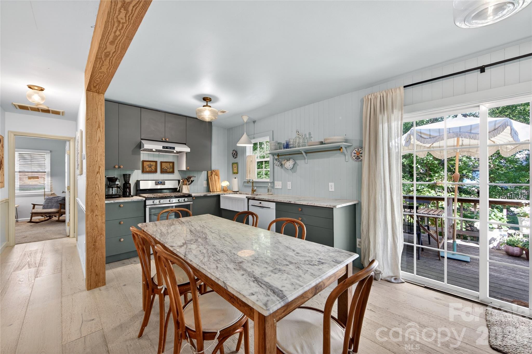8713 Golf Ridge Drive — Charlotte