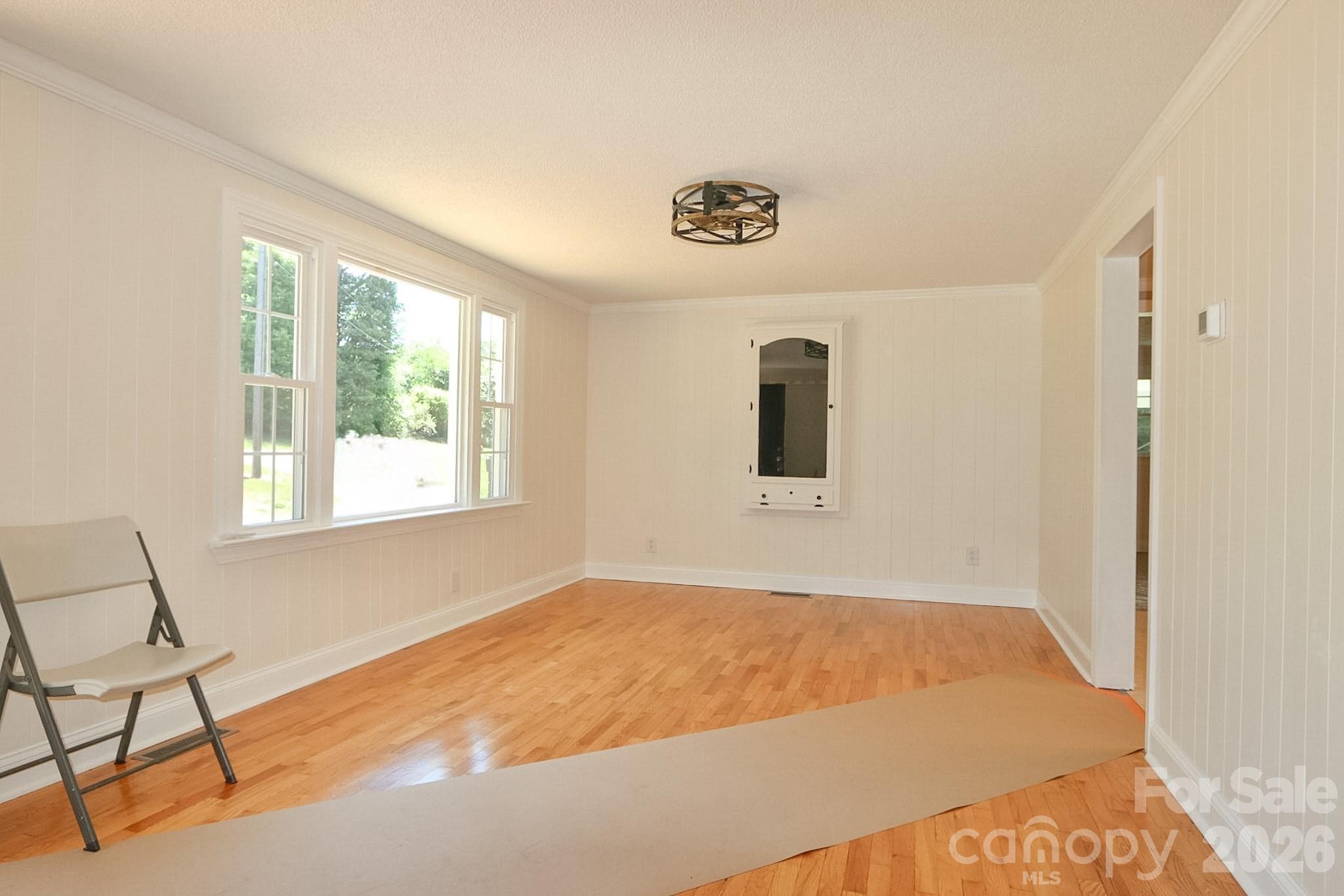 1279 N Hoots Road — Ronda