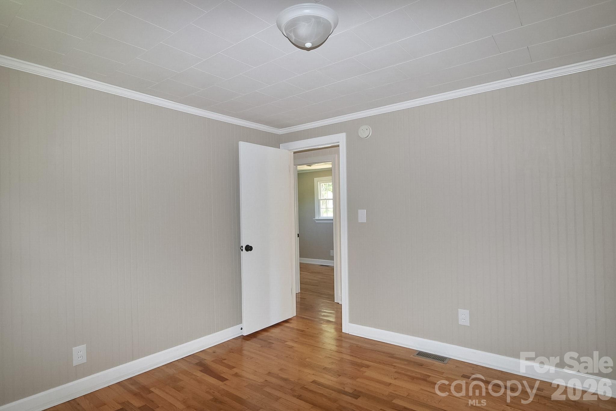 1279 N Hoots Road — Ronda