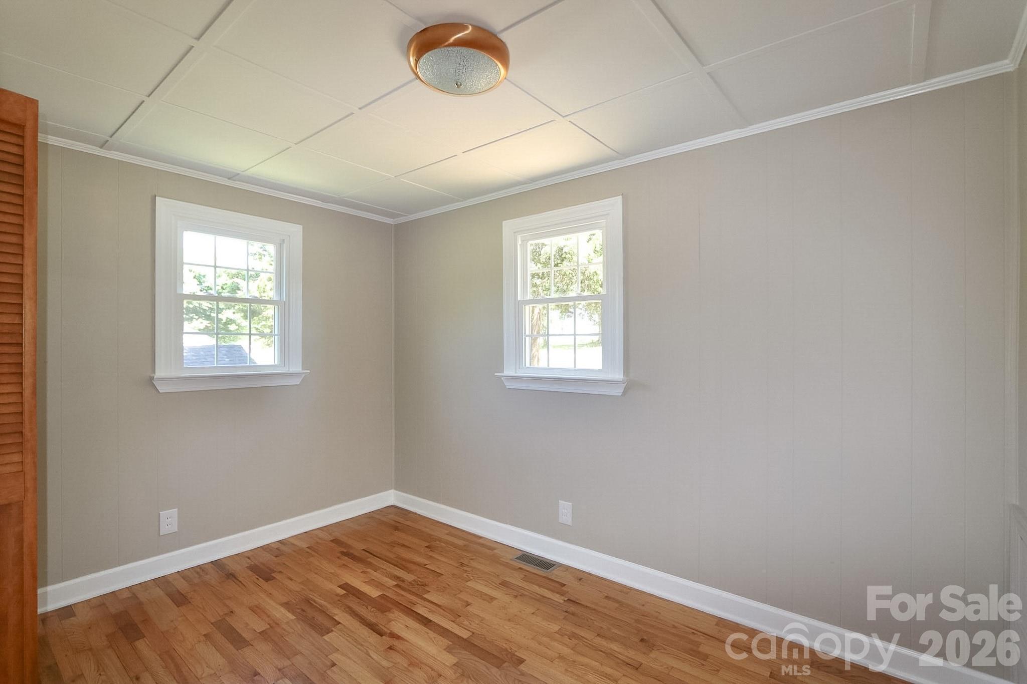 1279 N Hoots Road — Ronda
