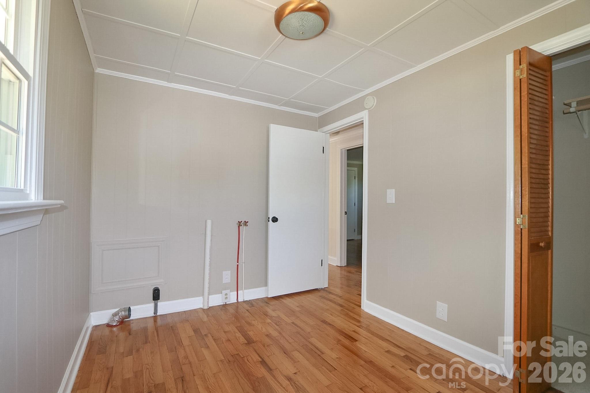 1279 N Hoots Road — Ronda