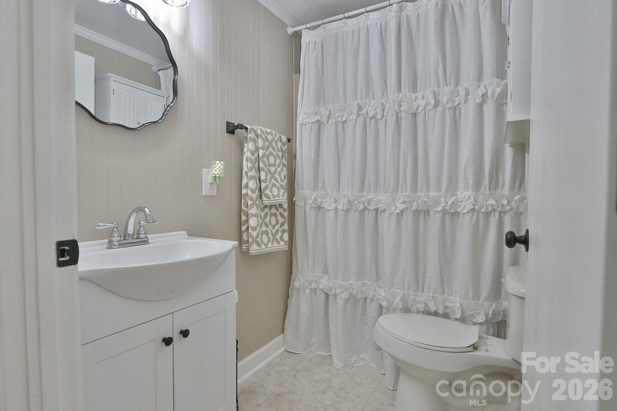1279 N Hoots Road — Ronda