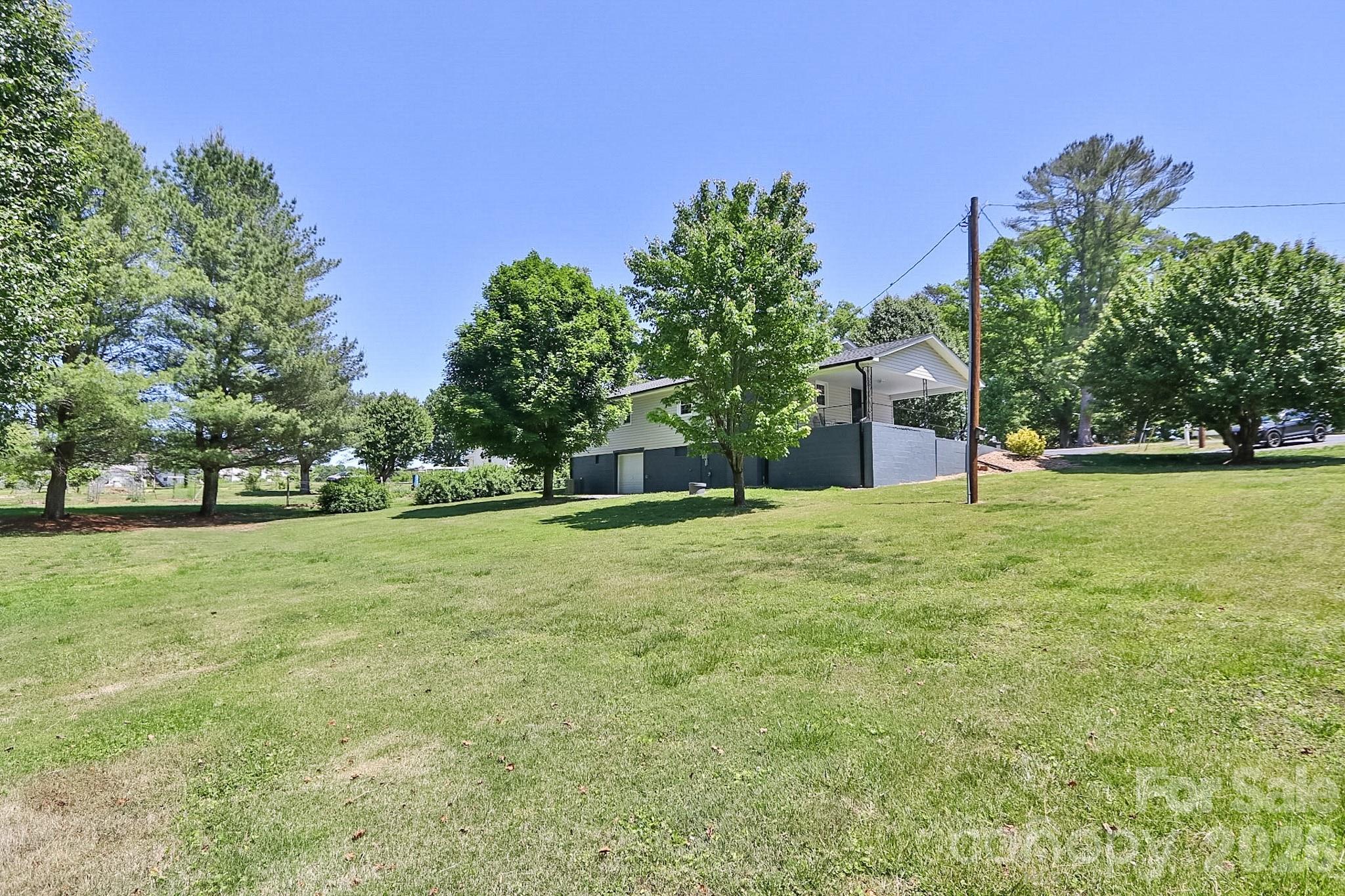 1279 N Hoots Road — Ronda