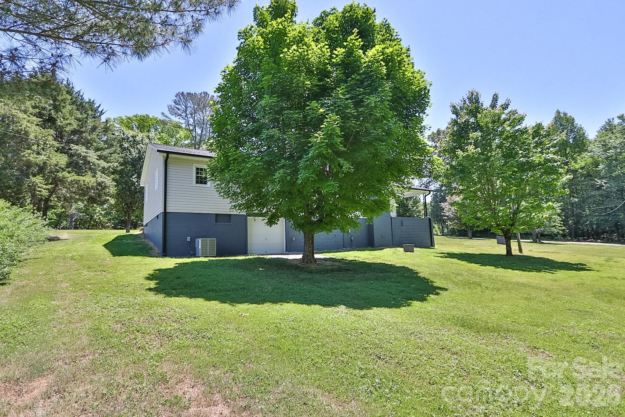 1279 N Hoots Road — Ronda