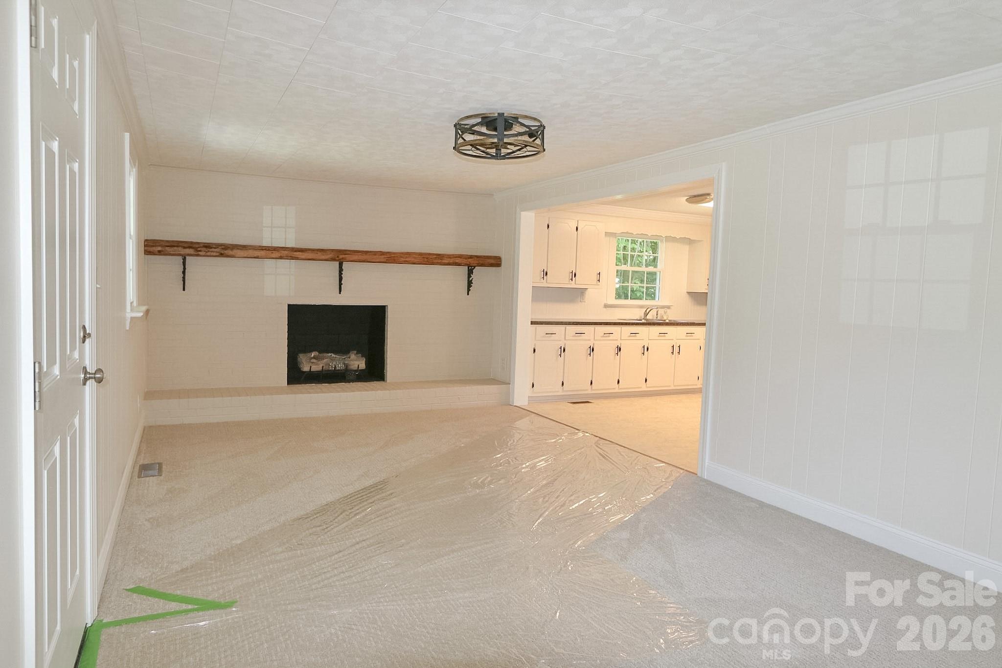 1279 N Hoots Road — Ronda