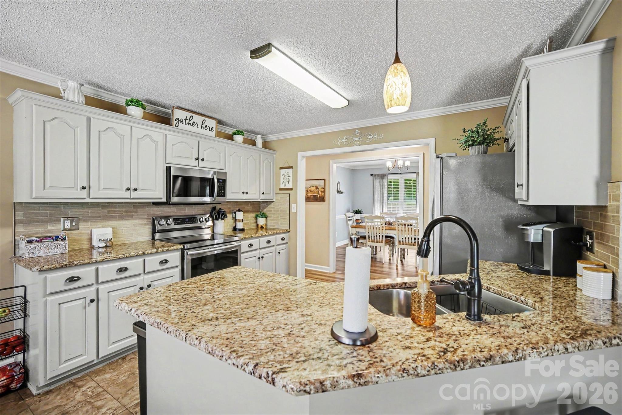 9903 Madres Court — Concord