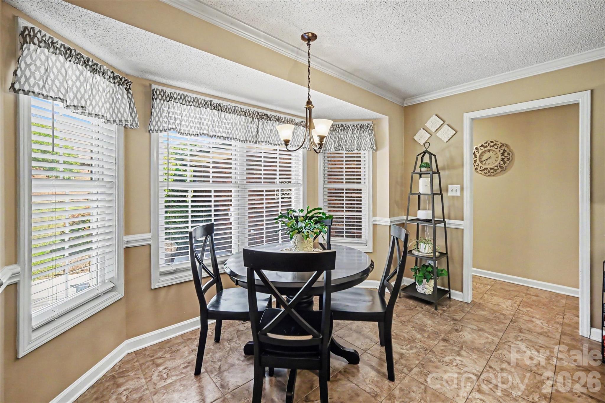 9903 Madres Court — Concord