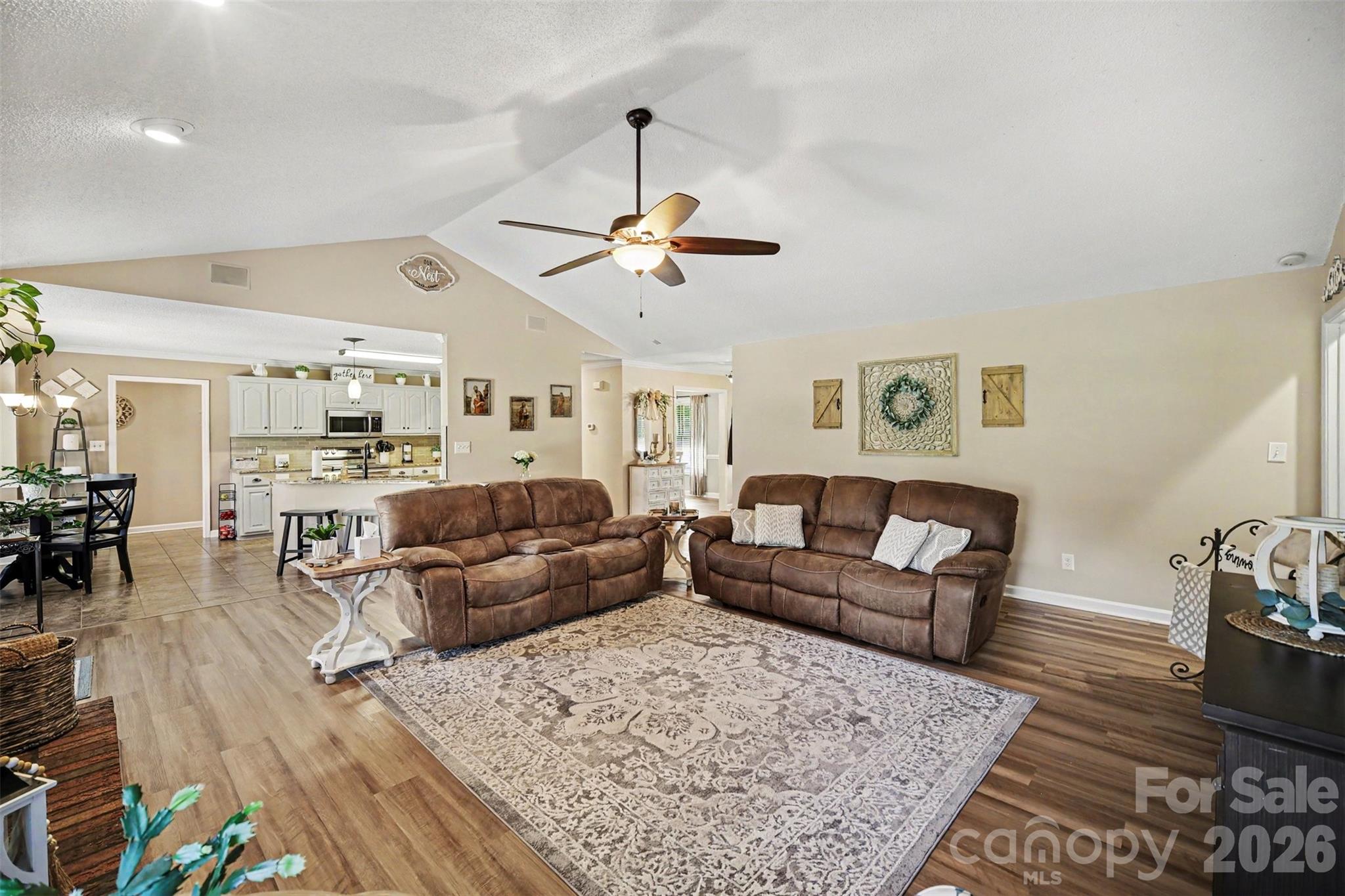 9903 Madres Court — Concord