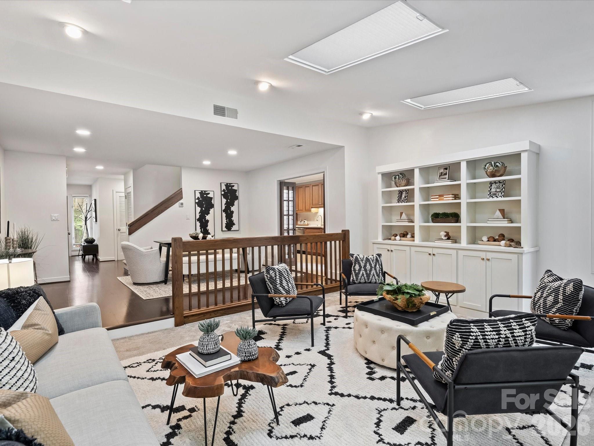 6434 Brandonwood Court — Charlotte