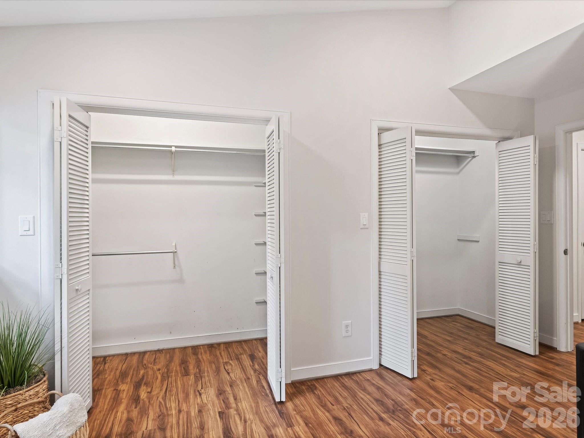 6434 Brandonwood Court — Charlotte