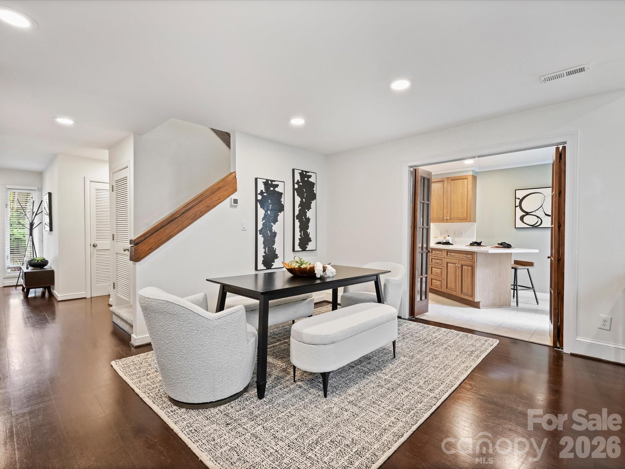 6434 Brandonwood Court — Charlotte
