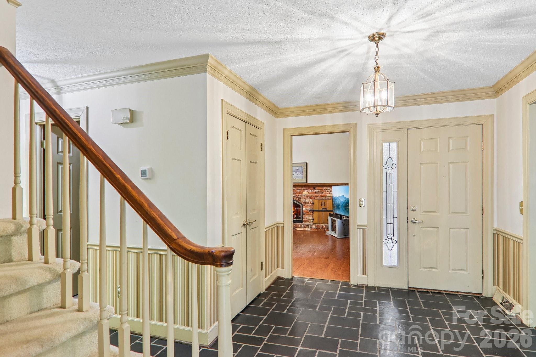104 Finley Street — Hendersonville