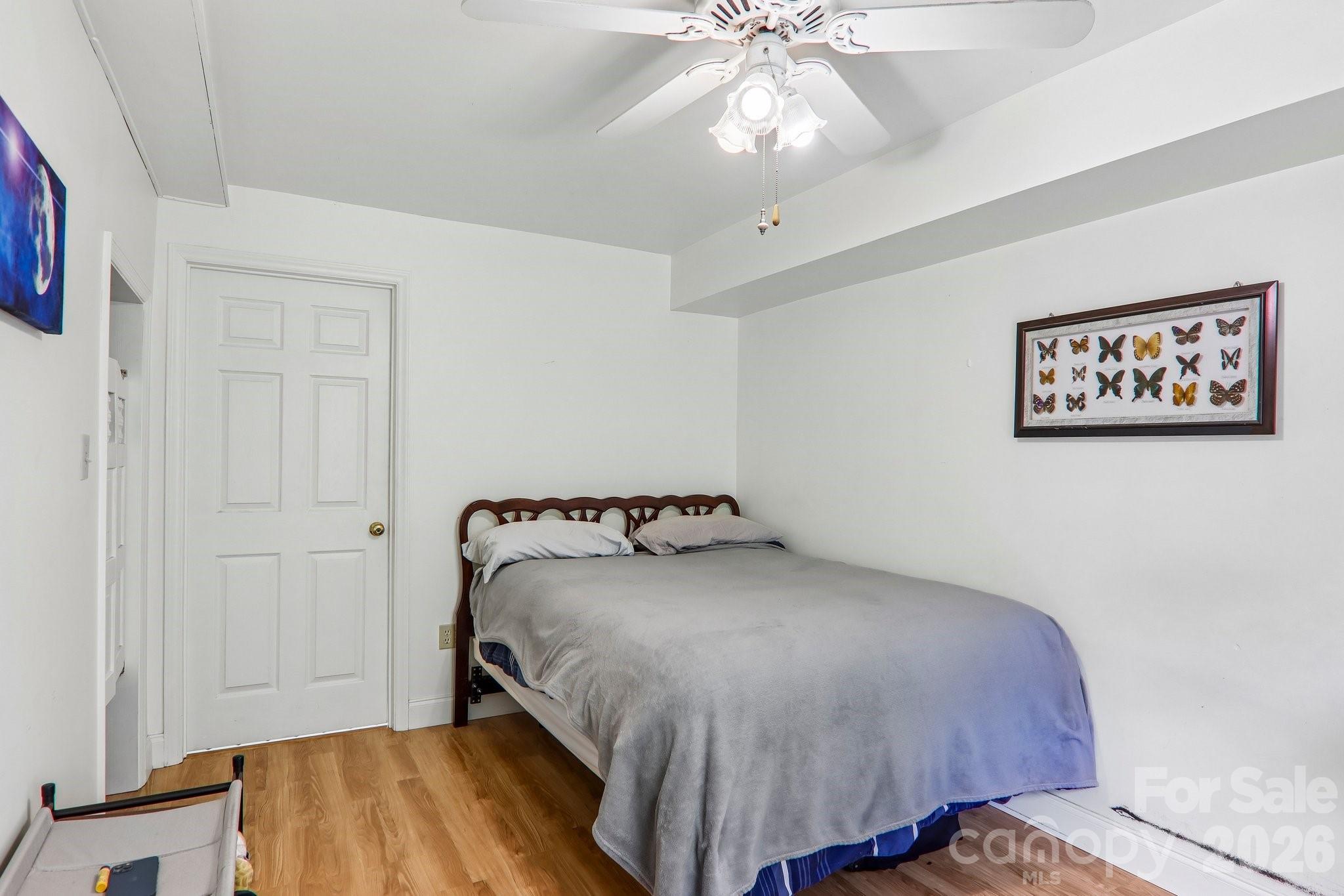 104 Finley Street — Hendersonville
