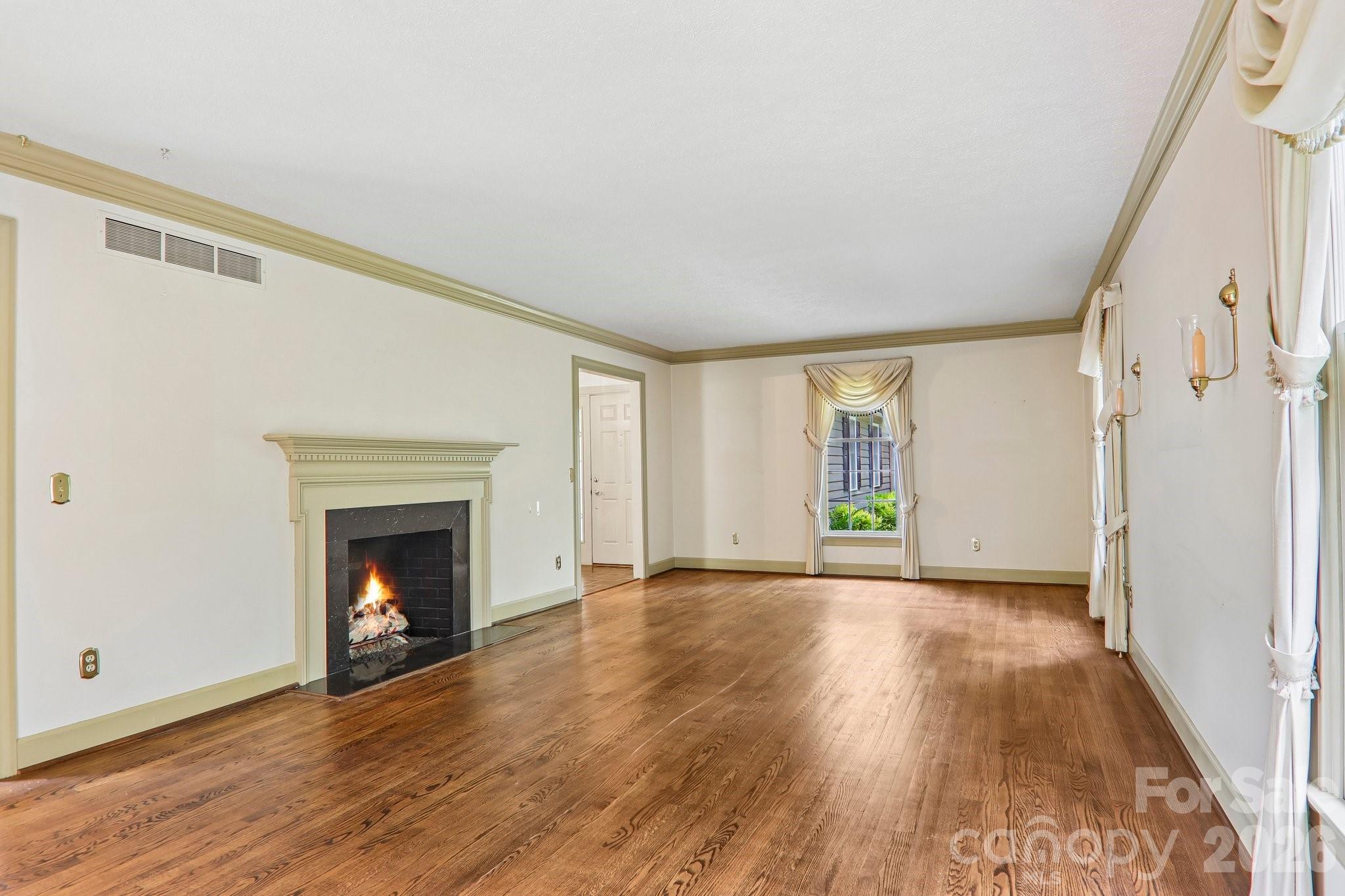104 Finley Street — Hendersonville