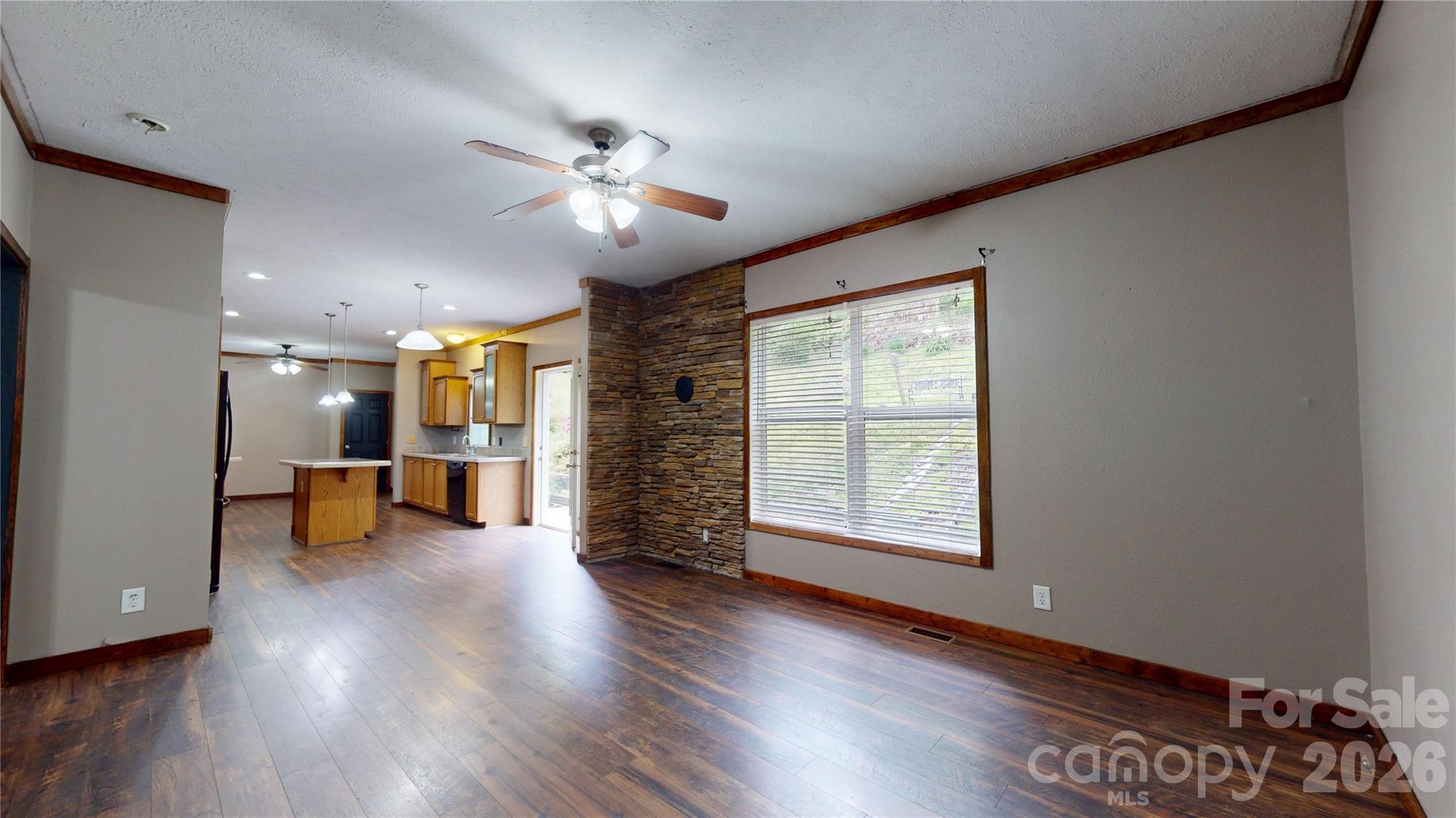10 Betty's Drive — Waynesville