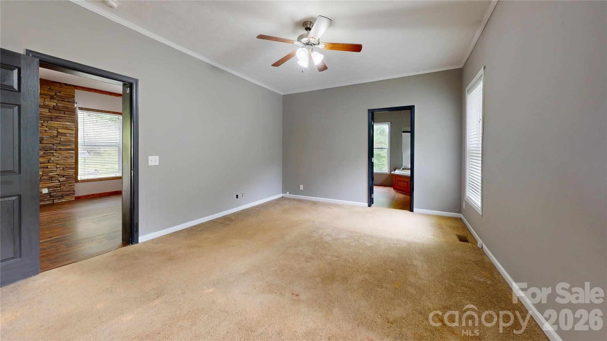 10 Betty's Drive — Waynesville