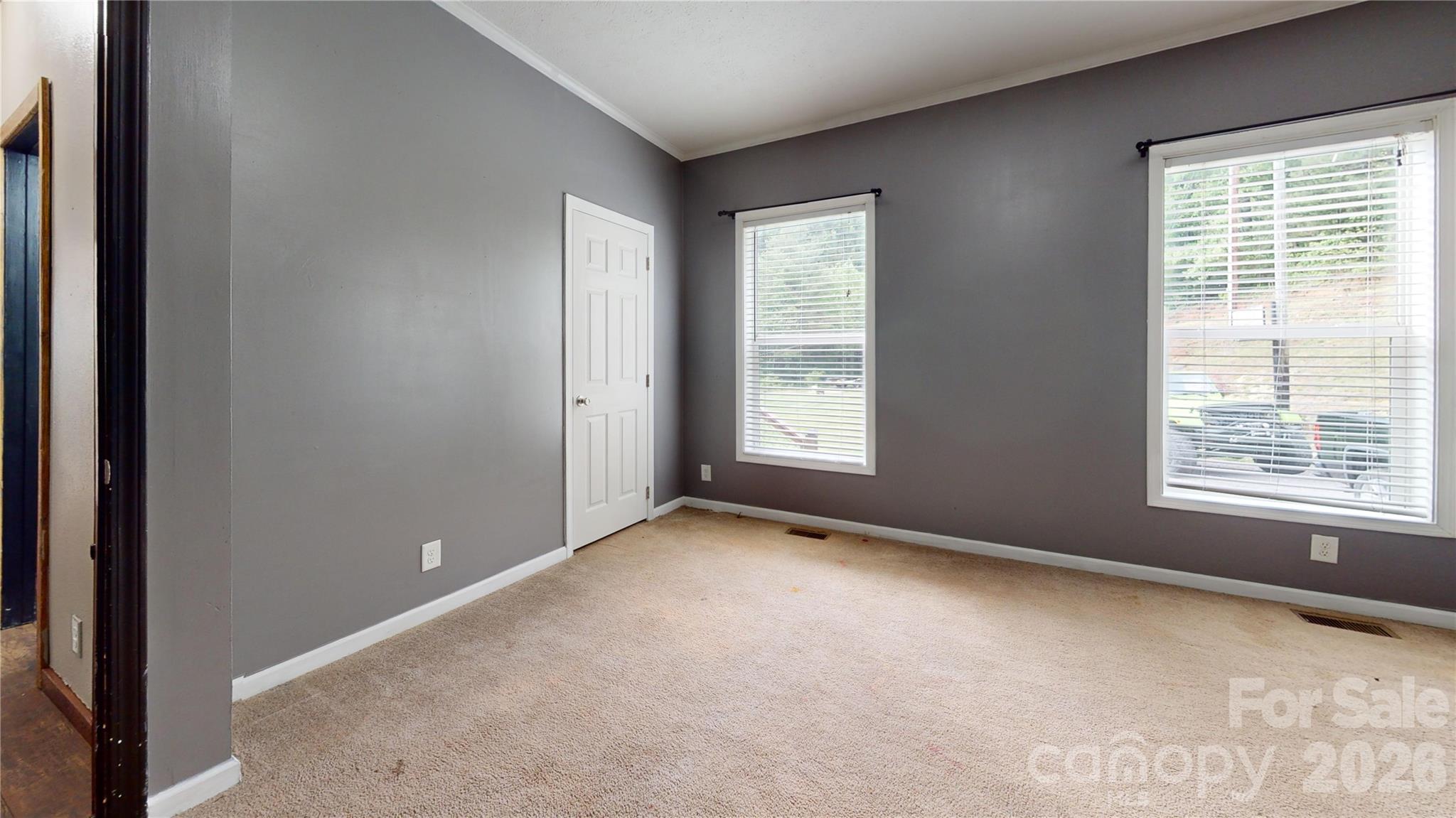 10 Betty's Drive — Waynesville
