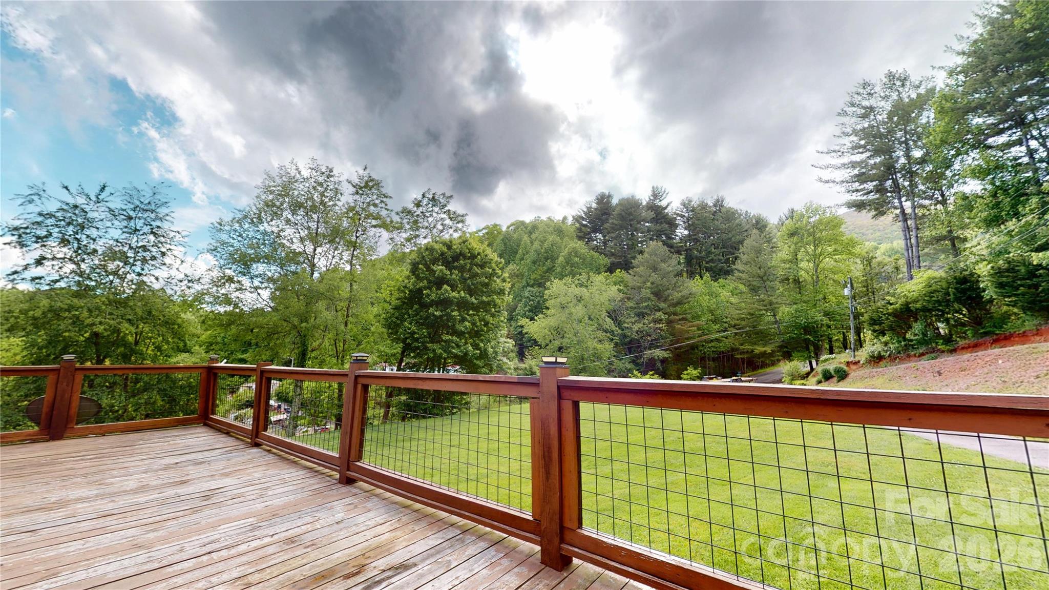 10 Betty's Drive — Waynesville