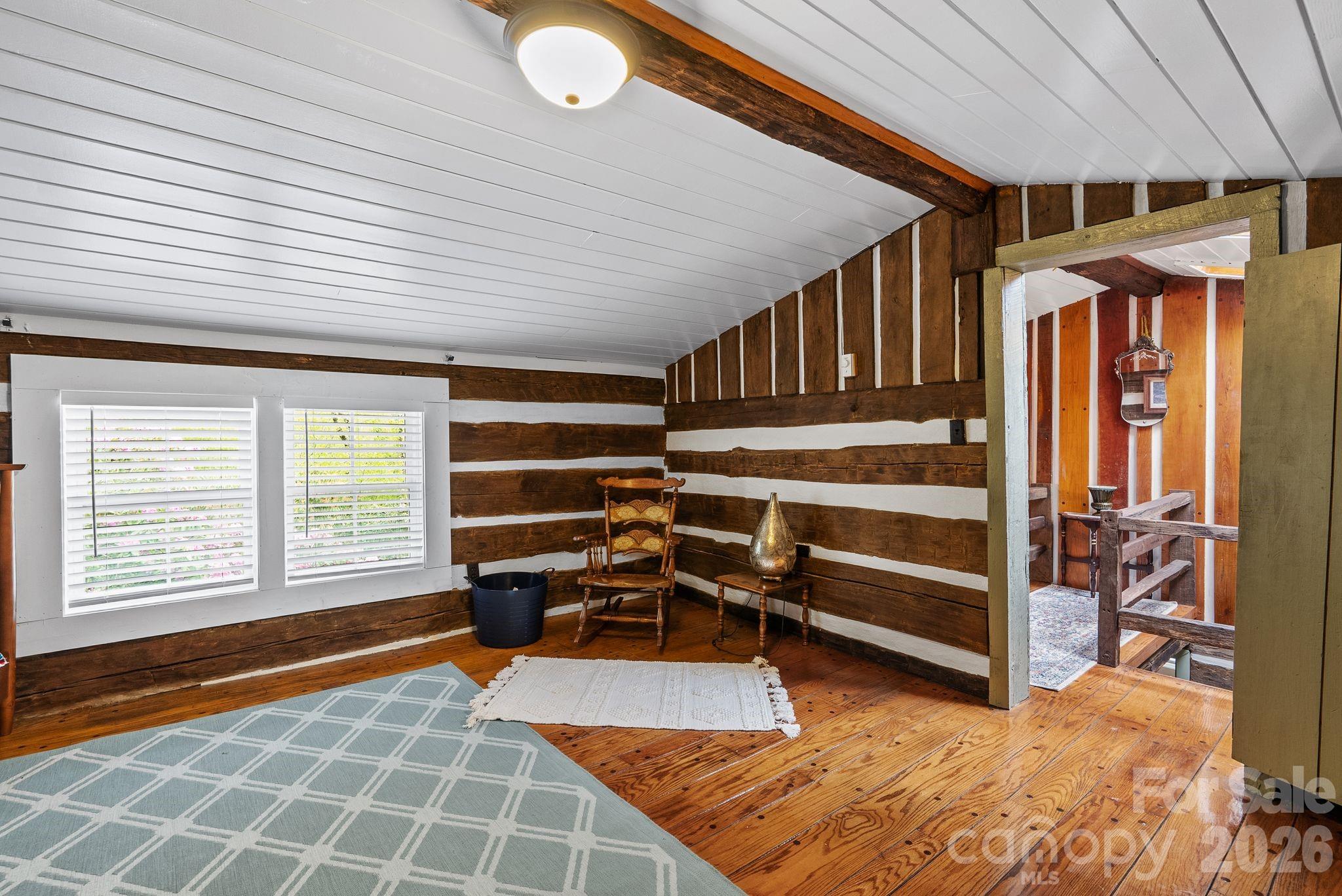 285 Glenaire Drive — Mars Hill