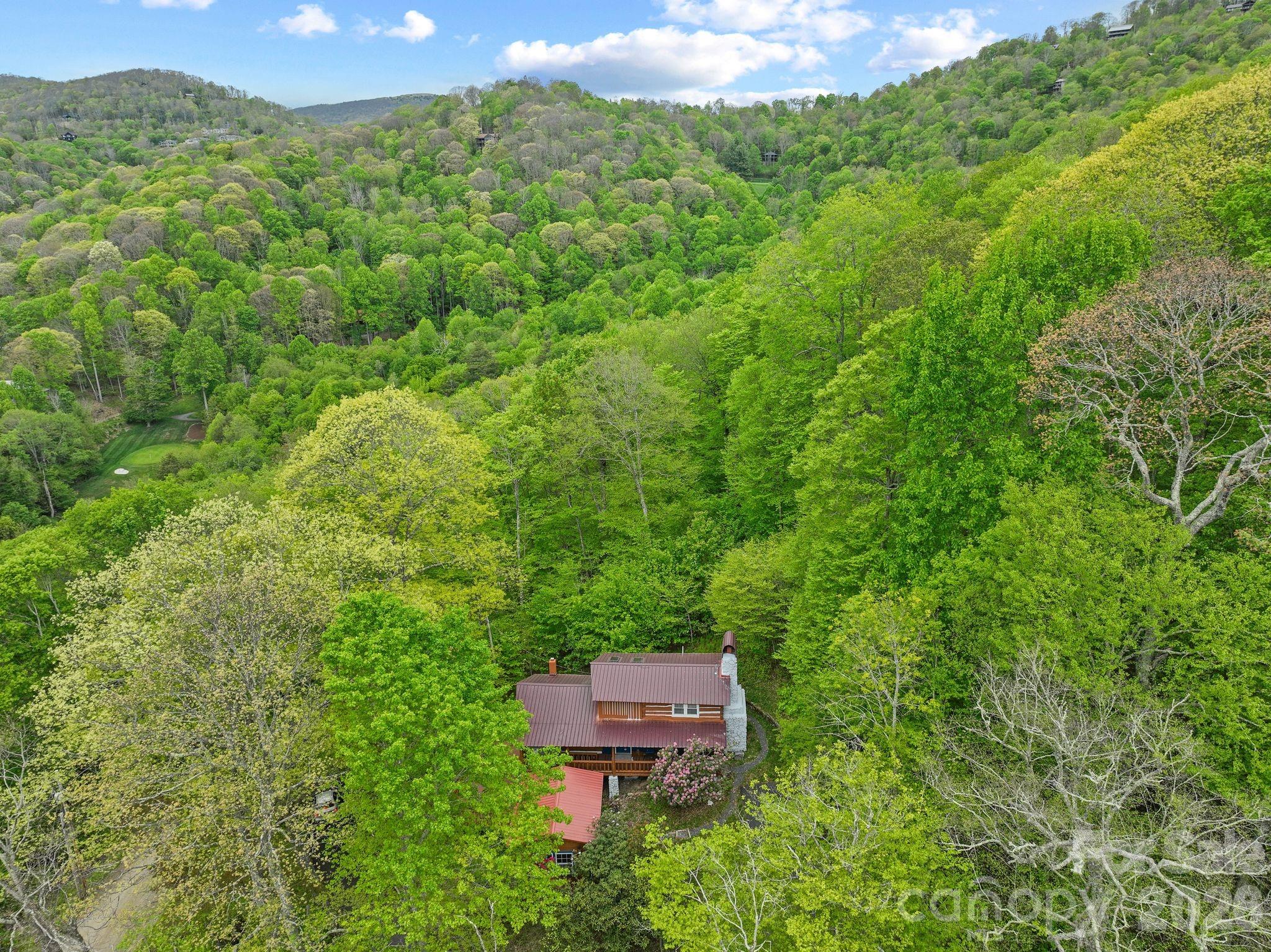 285 Glenaire Drive — Mars Hill