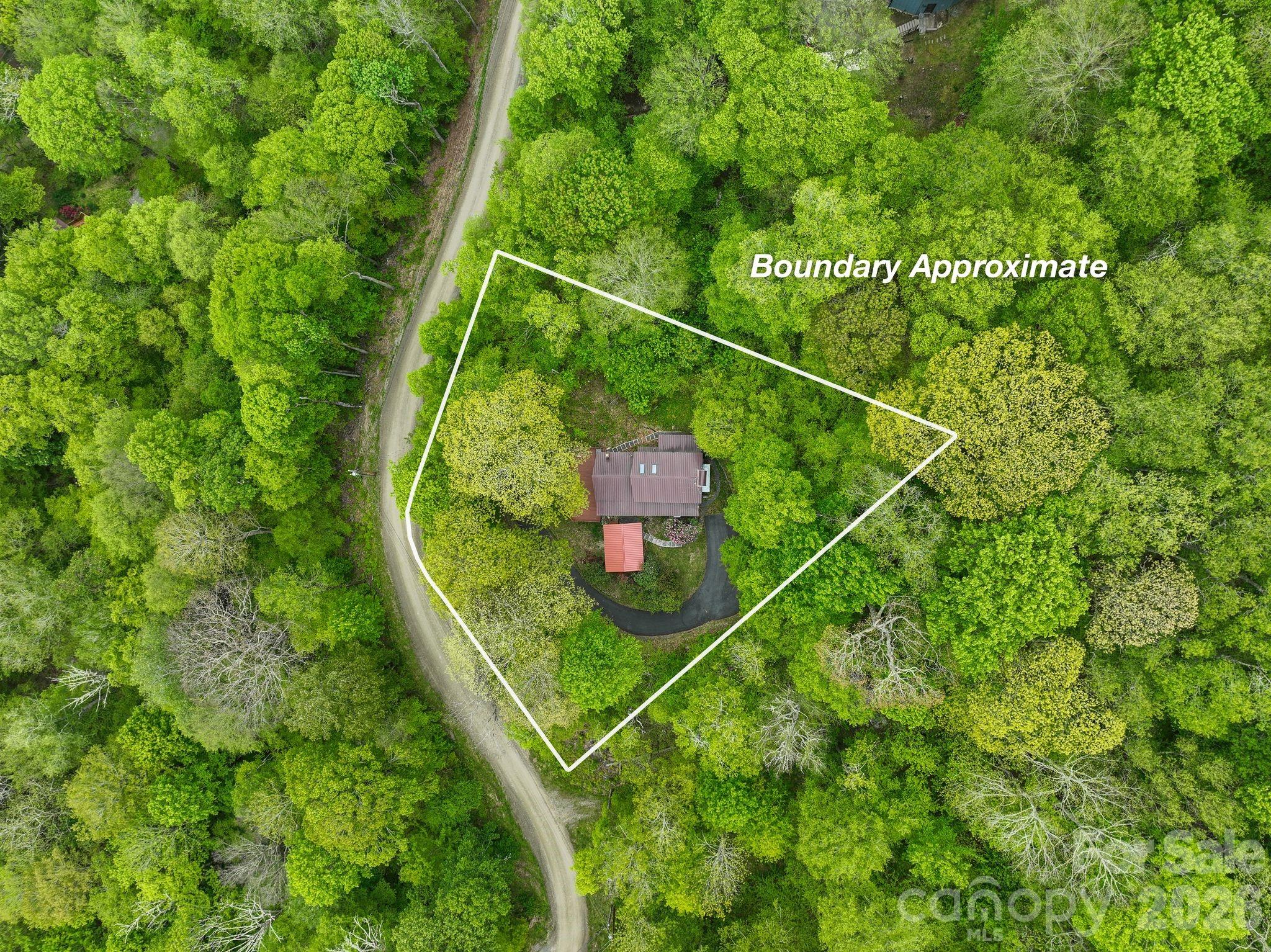 285 Glenaire Drive — Mars Hill