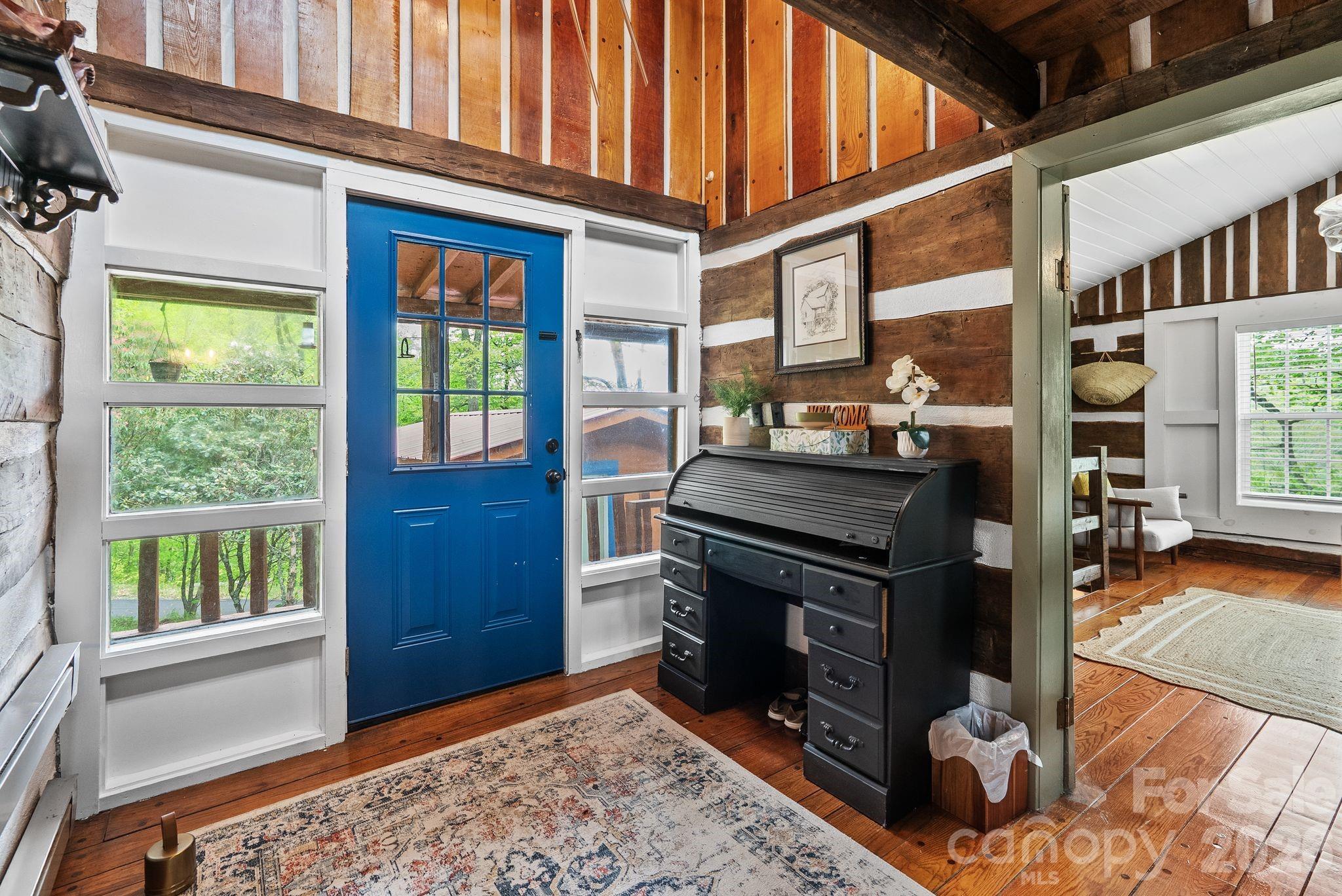 285 Glenaire Drive — Mars Hill