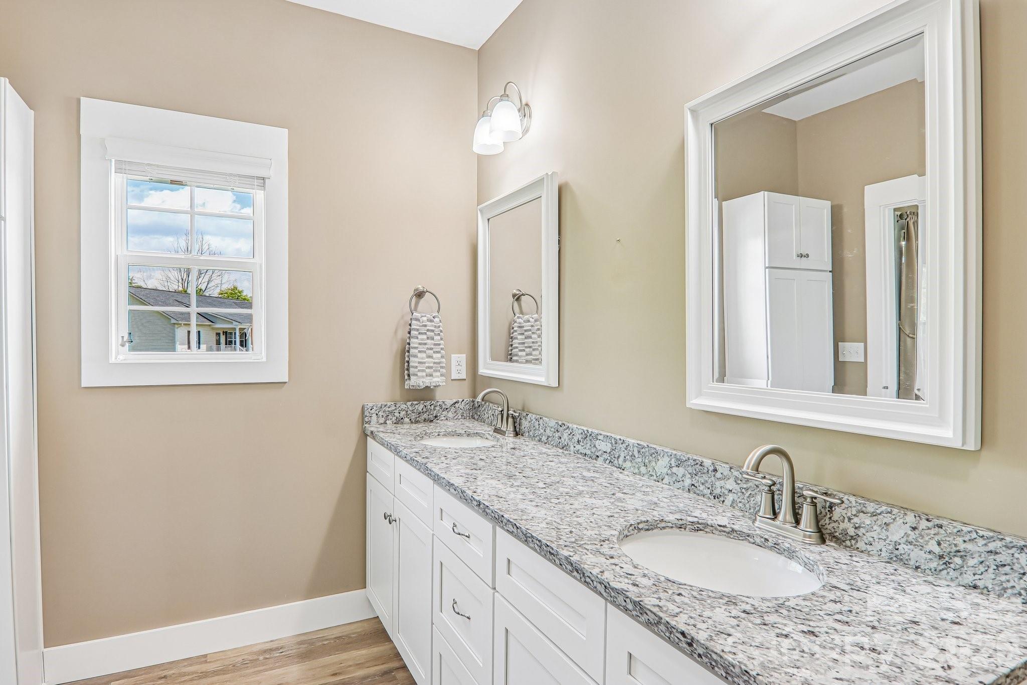 464 Riverwind Drive — Hendersonville