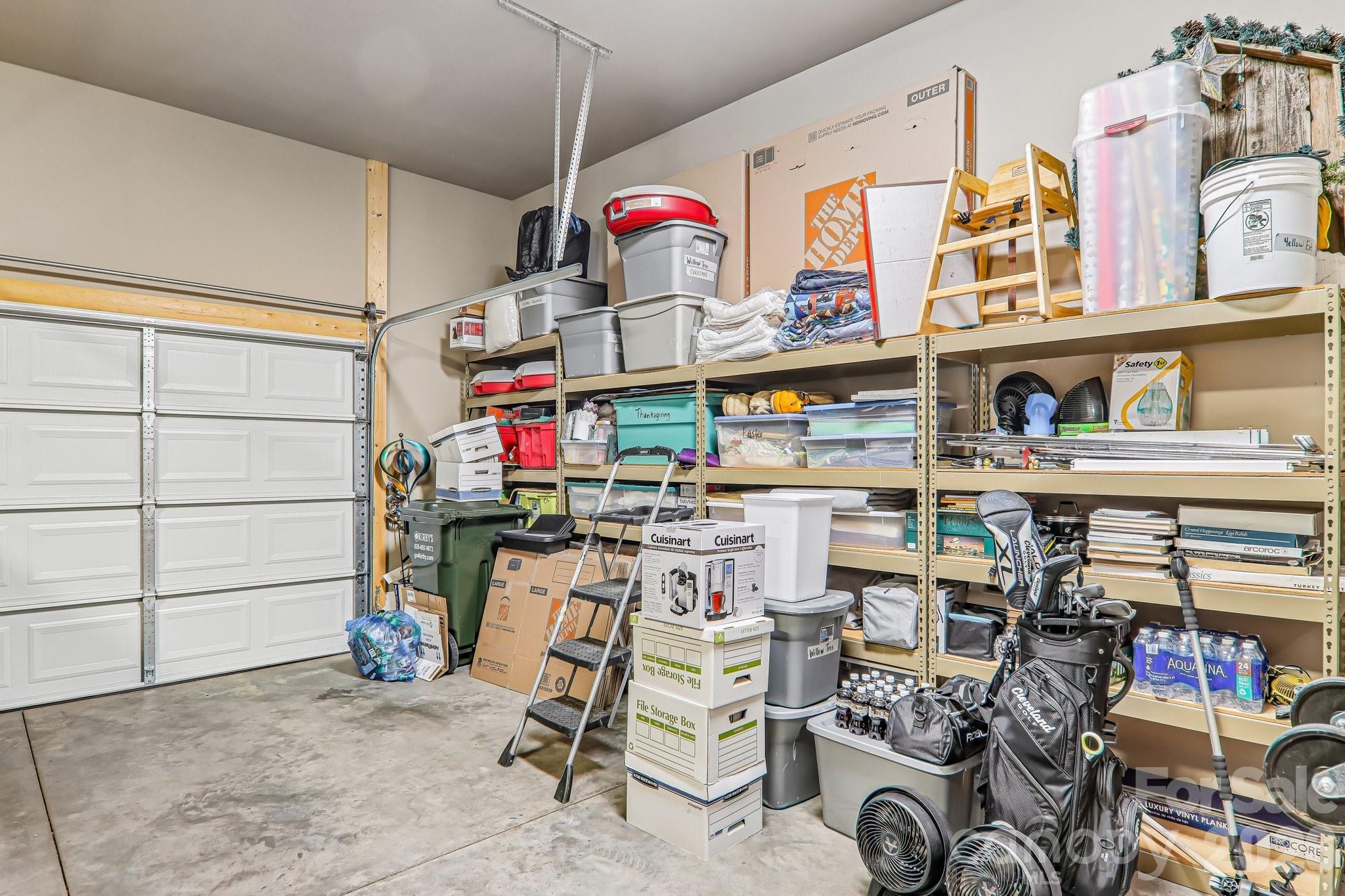 464 Riverwind Drive — Hendersonville
