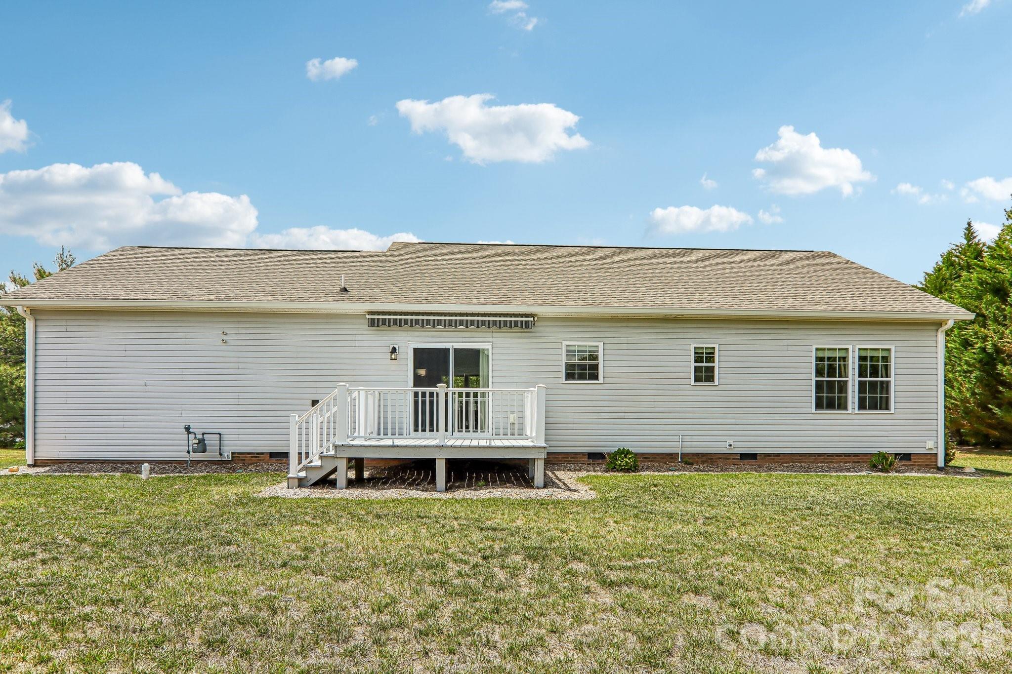 464 Riverwind Drive — Hendersonville
