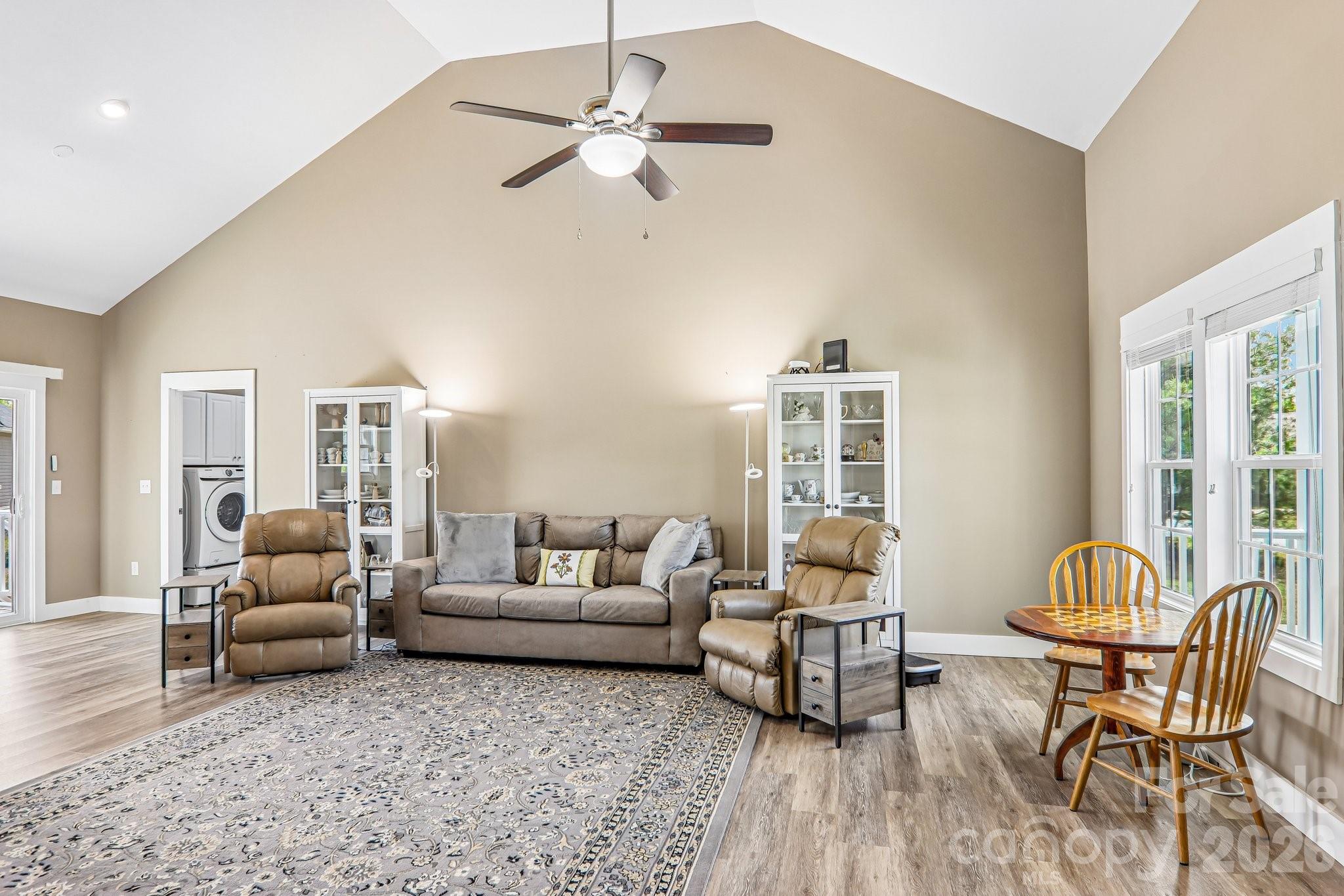 464 Riverwind Drive — Hendersonville